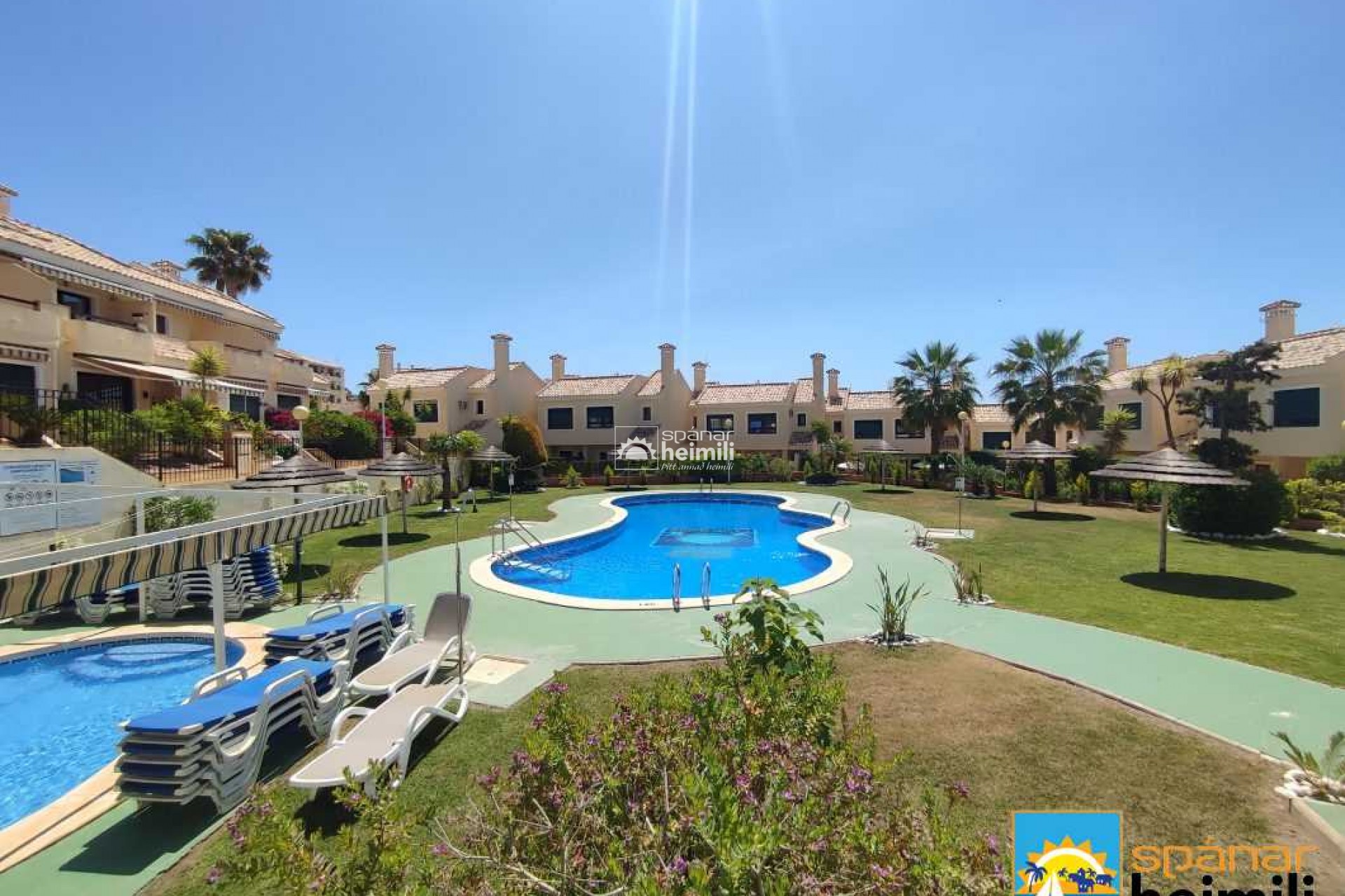 Revente - Appartement -
Cabo Roig