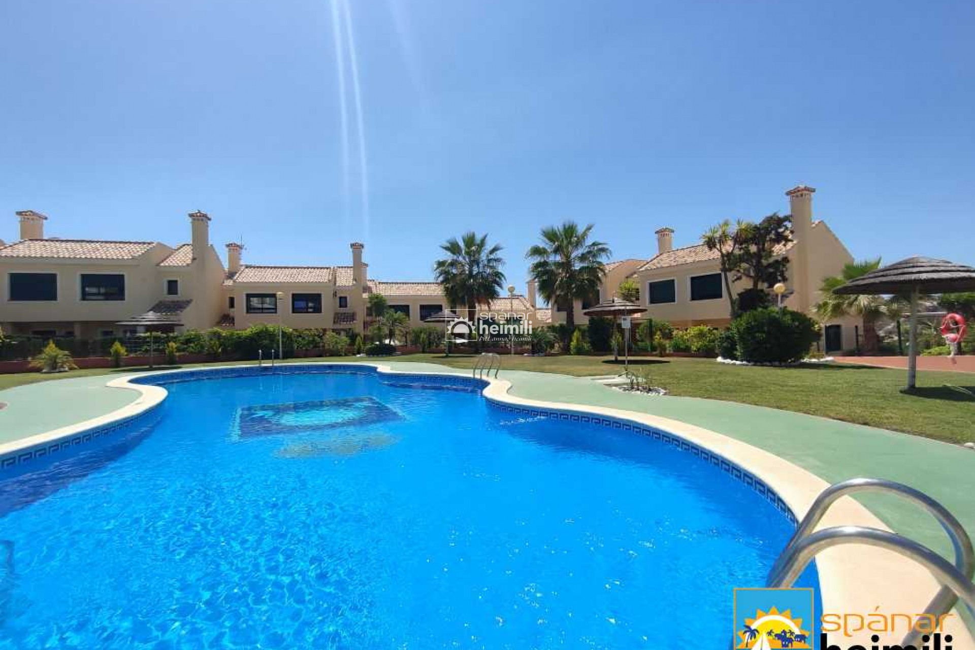 Revente - Appartement -
Cabo Roig