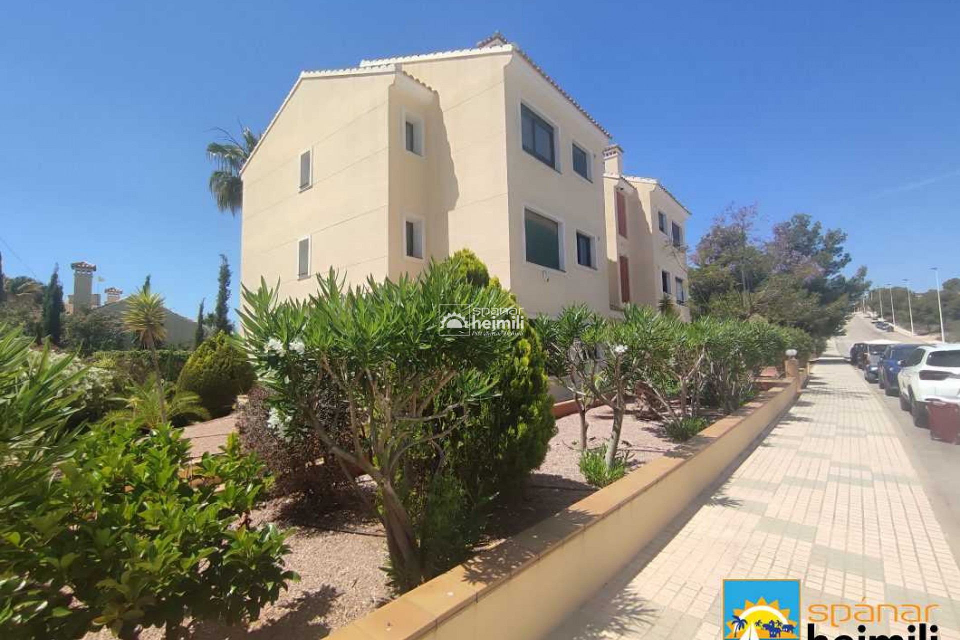 Revente - Appartement -
Cabo Roig