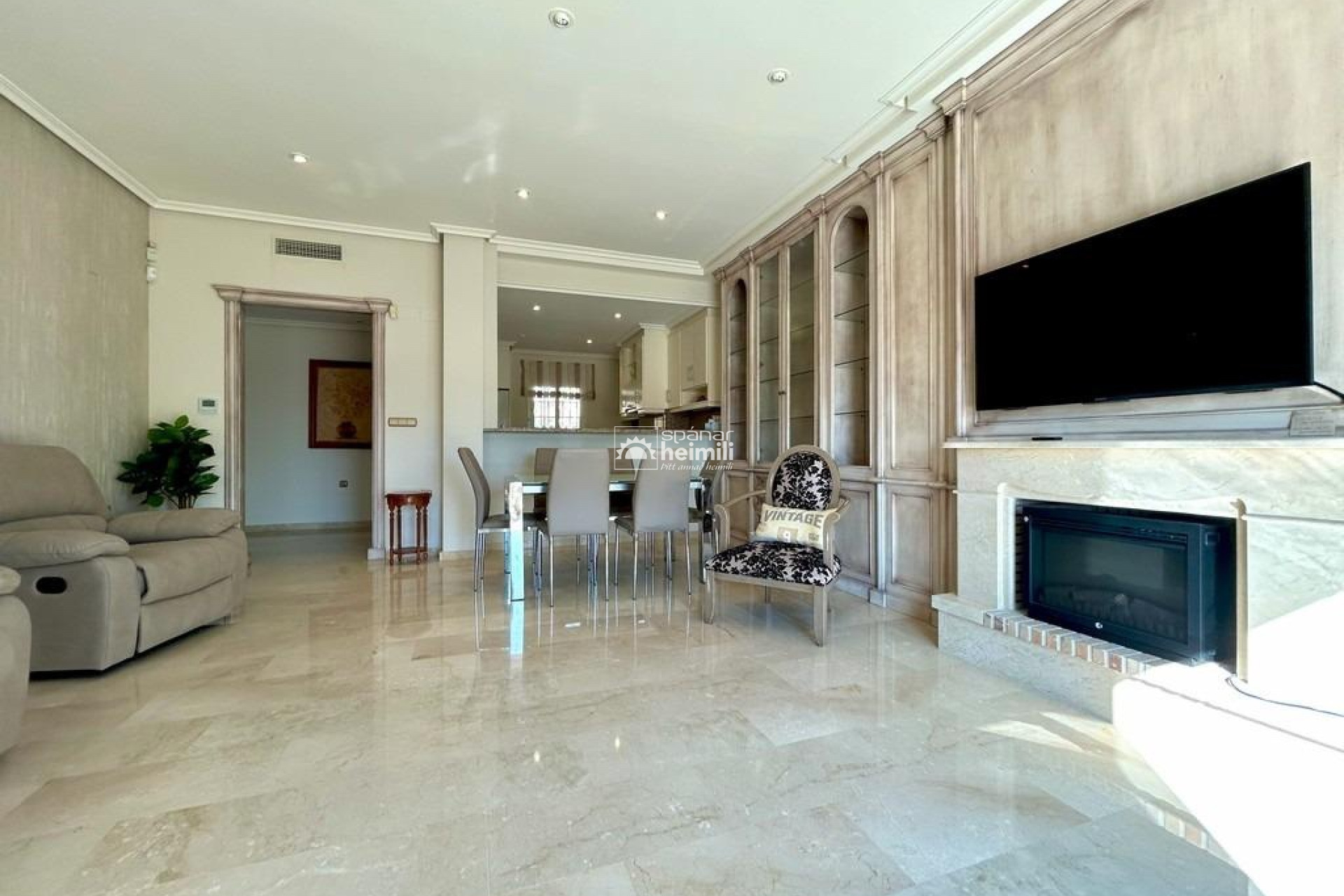 Revente - Appartement -
Cabo Roig