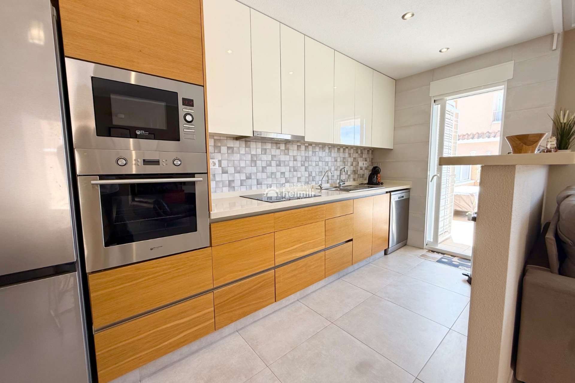 Revente - Appartement -
Cabo Roig