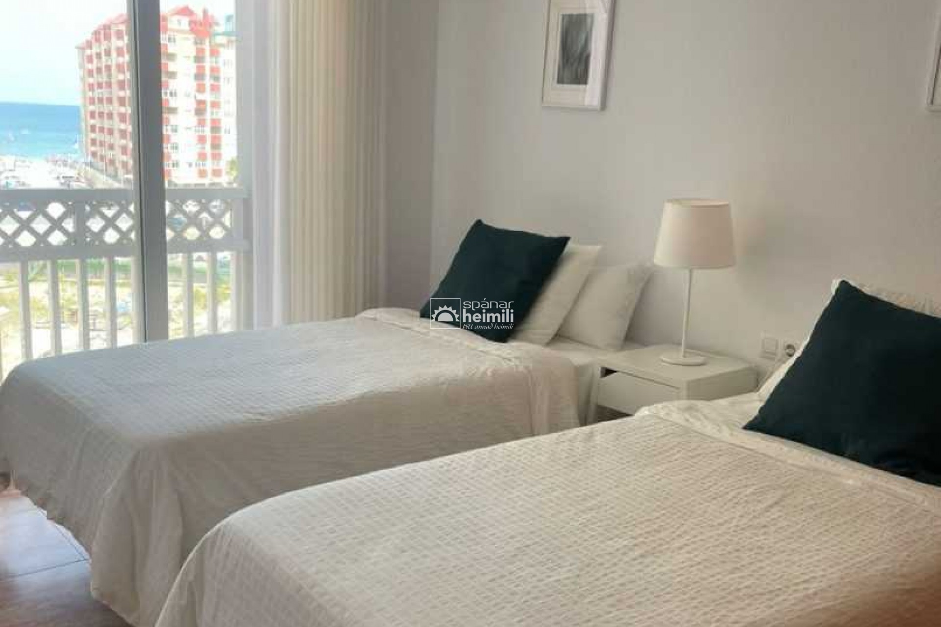 Revente - Appartement -
La Manga del Mar Menor