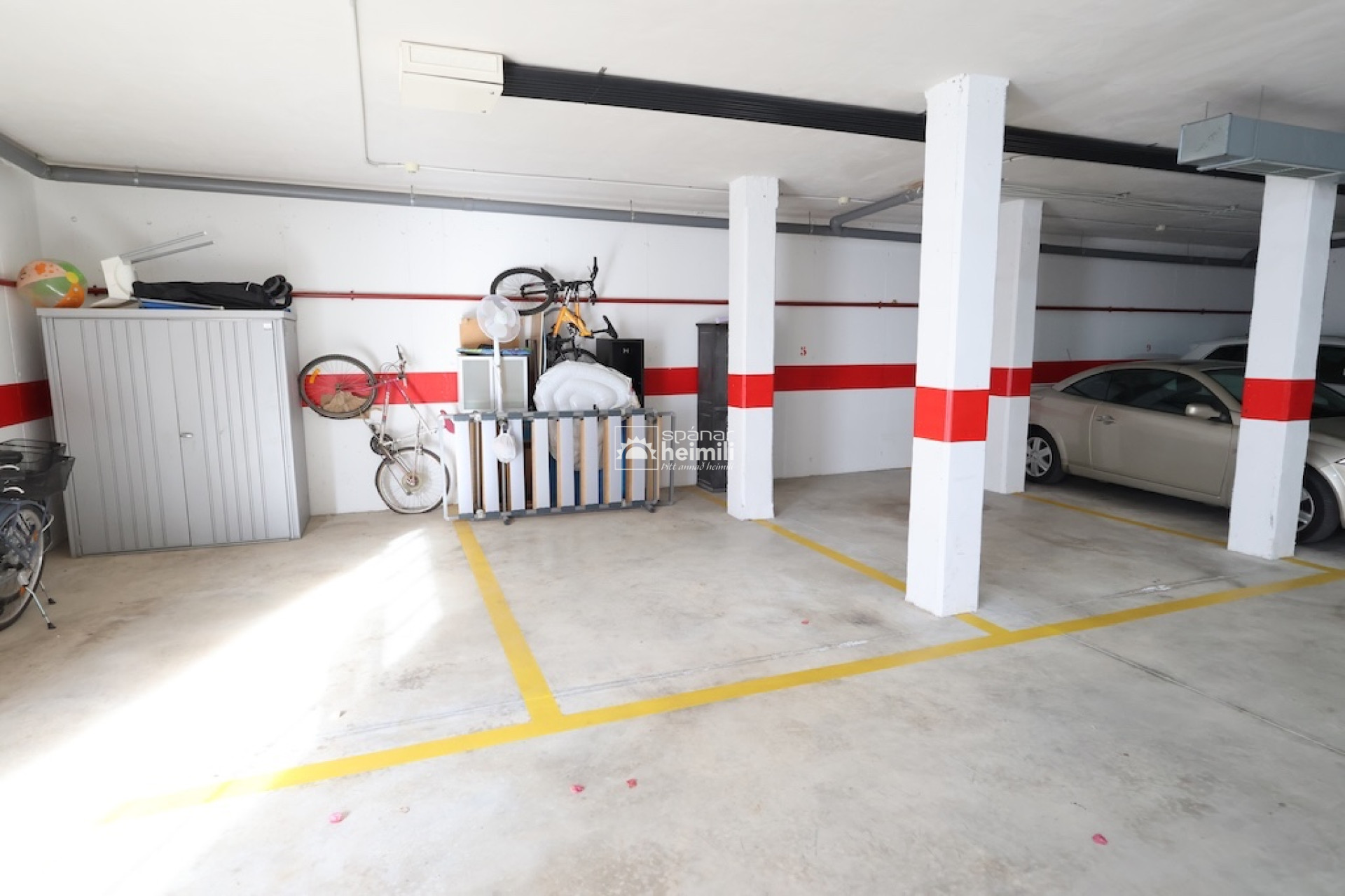 Revente - Appartement -
La Zenia