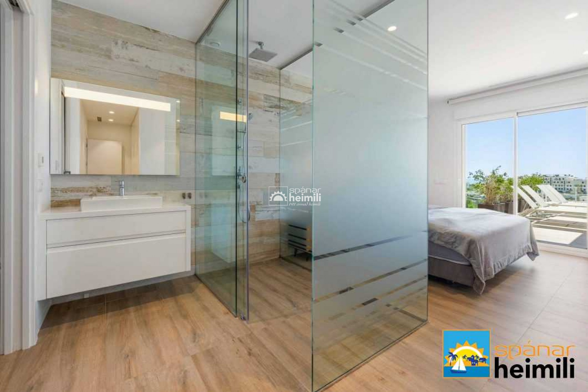 Revente - Appartement -
Las Colinas