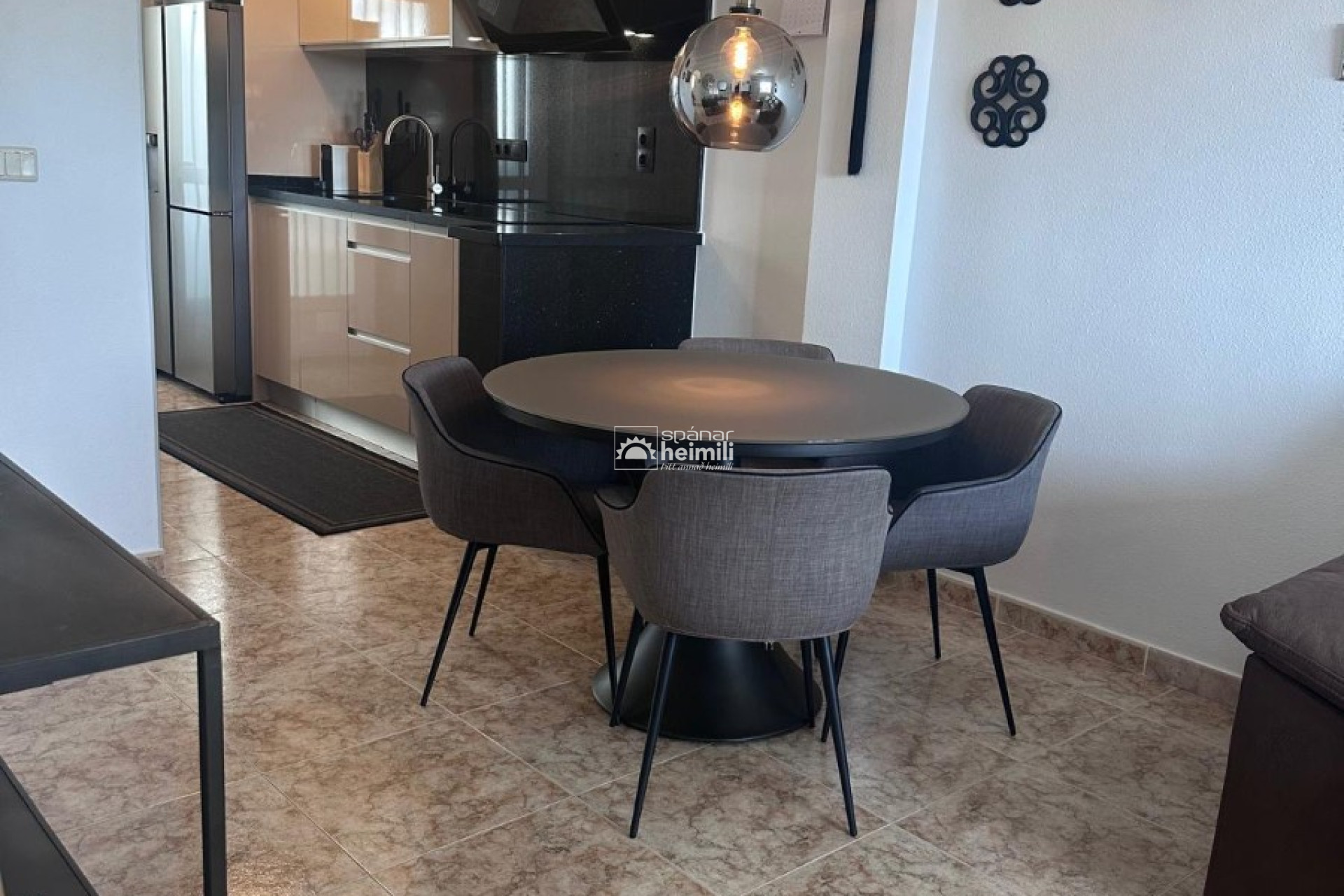 Revente - Appartement -
Punta Prima