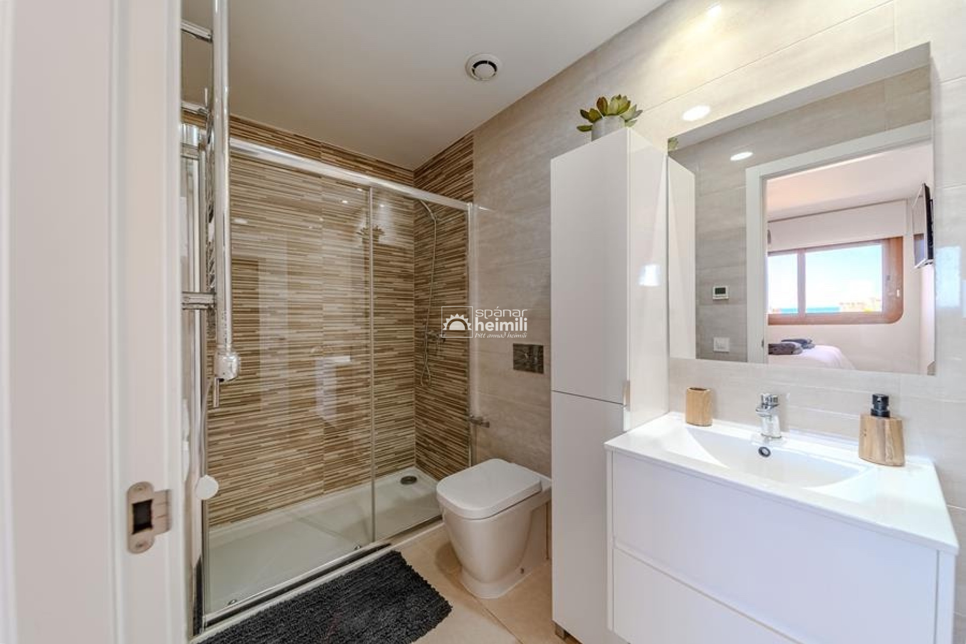 Revente - Appartement -
Punta Prima