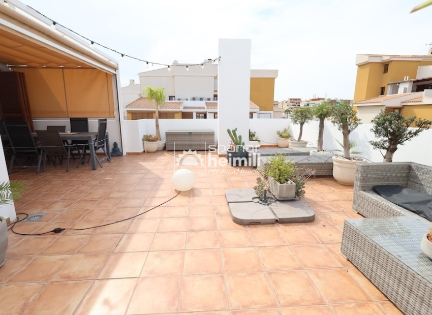 Revente - Appartement -
Punta Prima