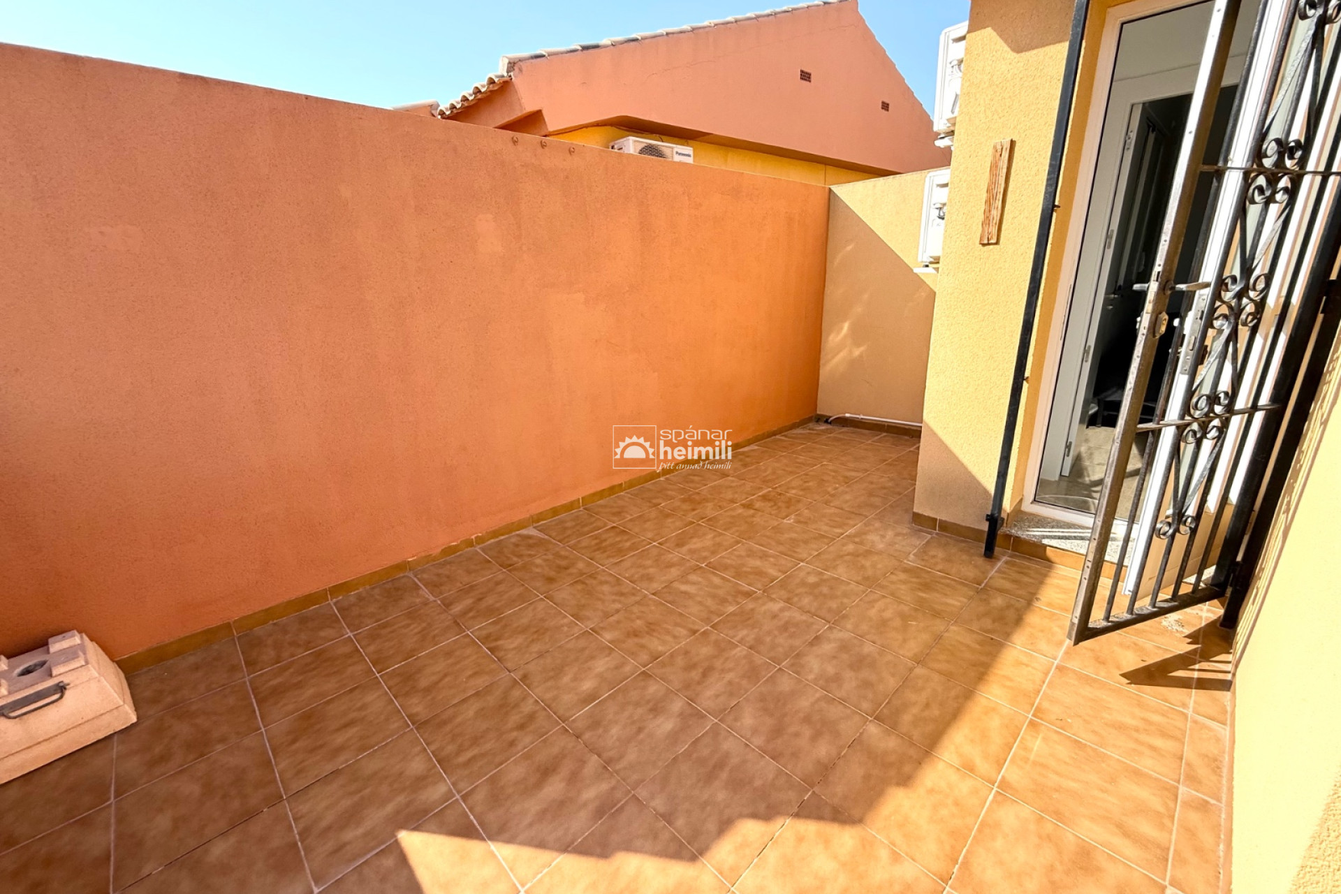 Revente - Mitoyenne -
Cabo Roig