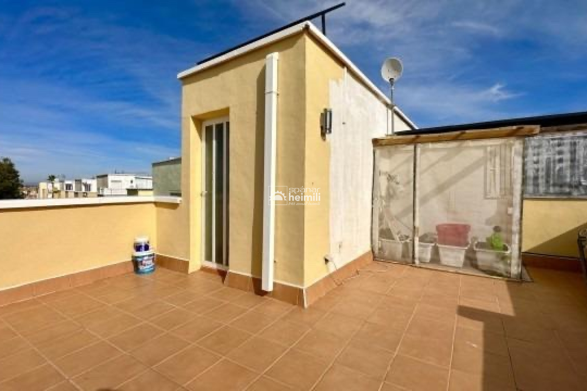 Revente - Mitoyenne -
Los Altos/Los Balcones