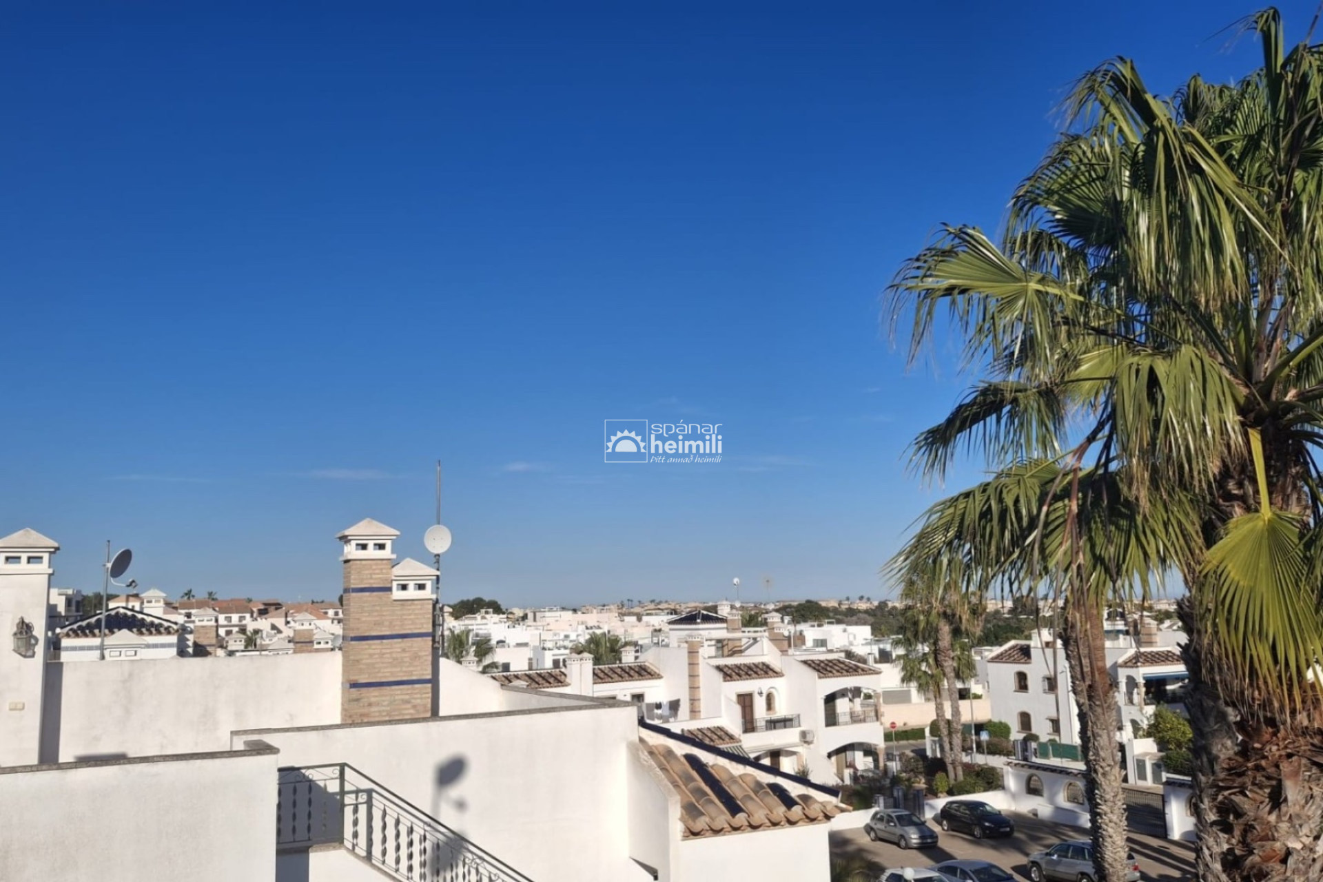 Revente - Mitoyenne -
Villamartin