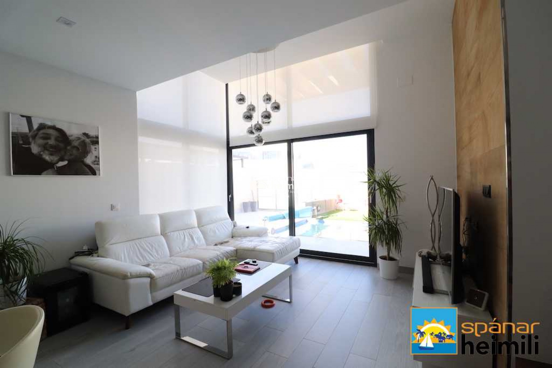 Revente - Villa -
Cabo Roig