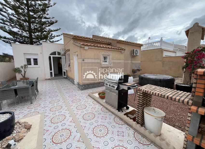 Revente - Villa -
La Zenia