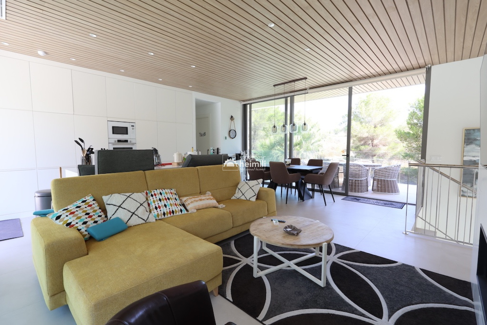 Revente - Villa -
Las Colinas