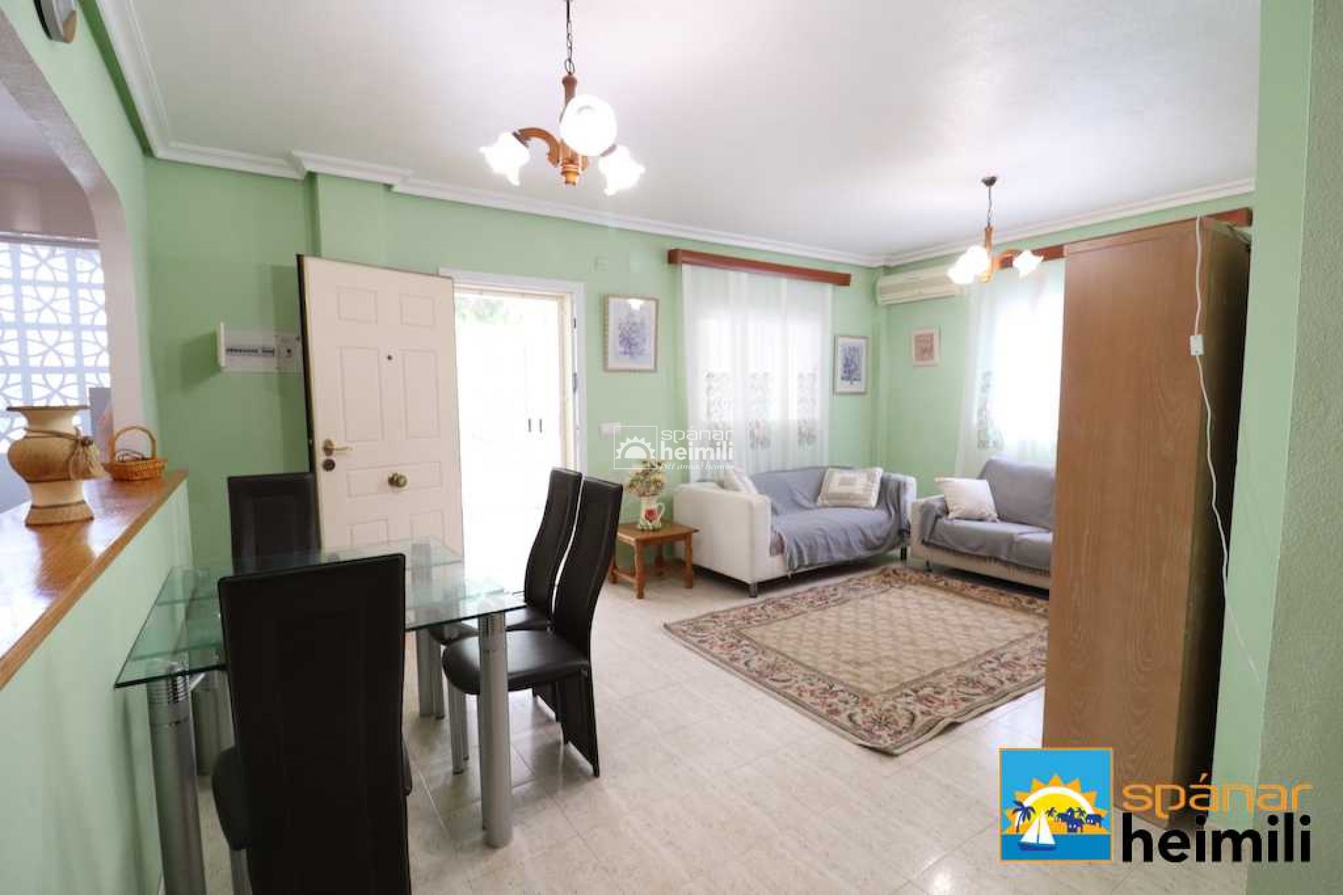 Revente - Villa -
Punta Prima