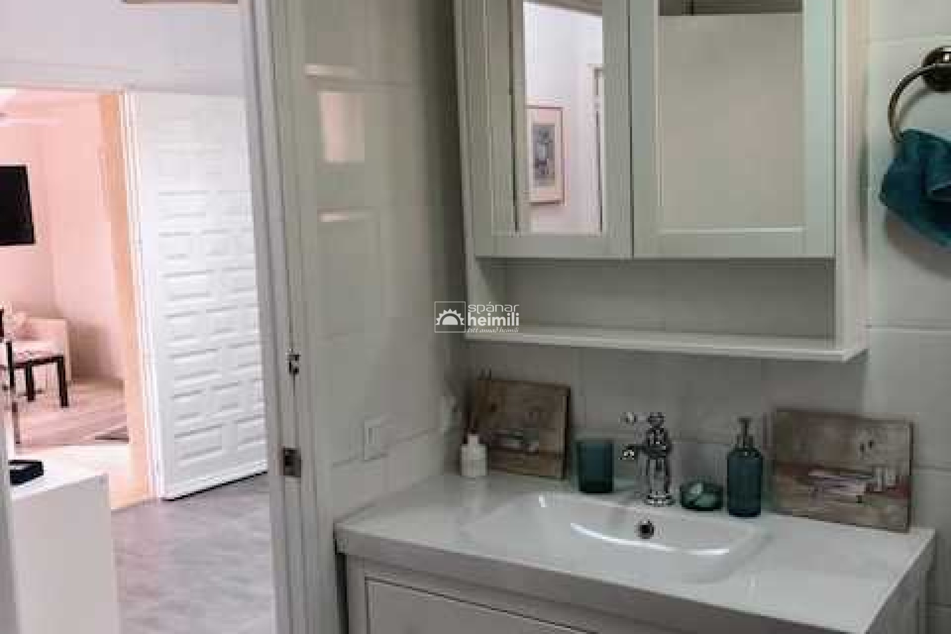 Revente - Villa -
Punta Prima