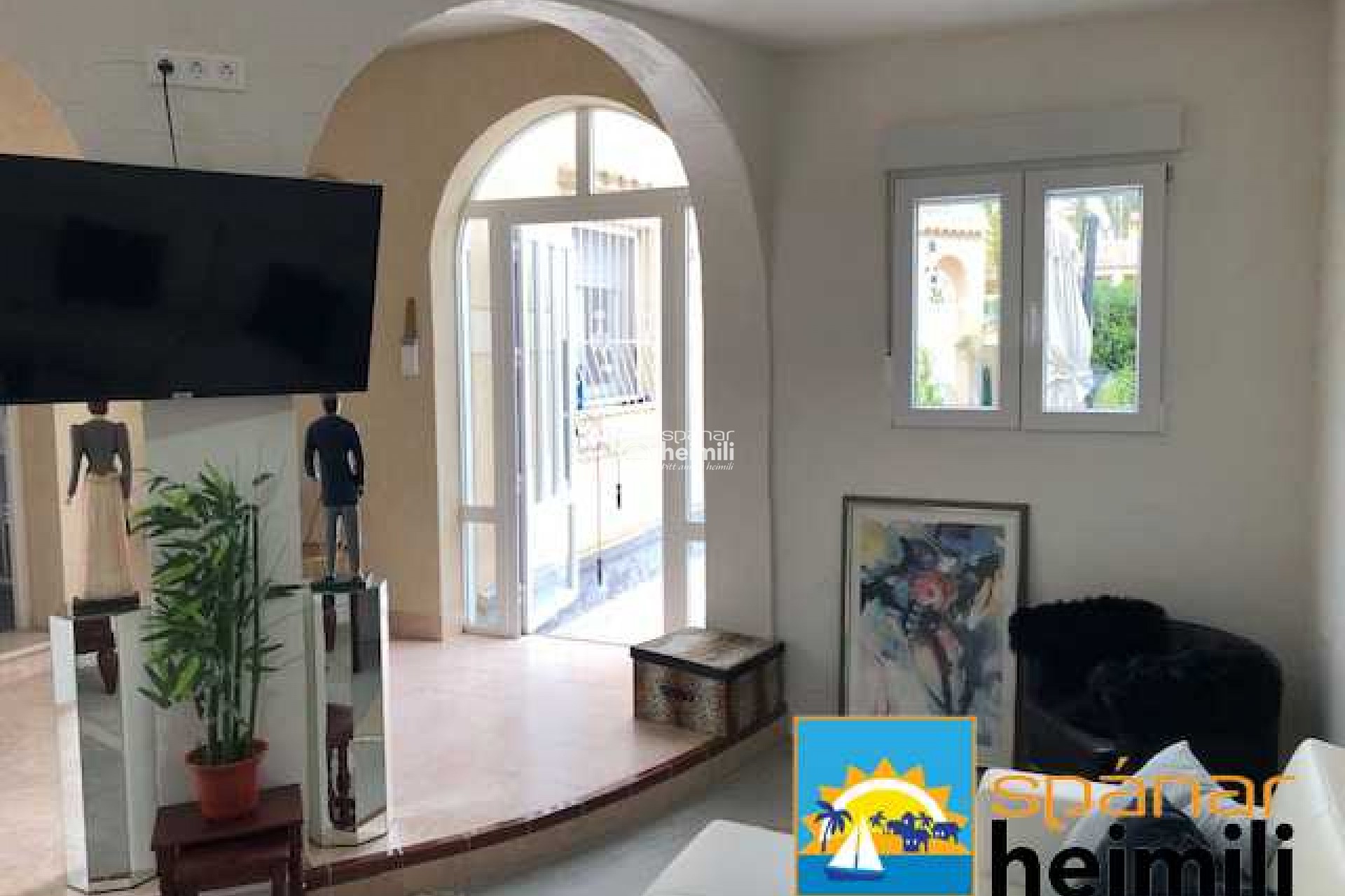 Revente - Villa -
Punta Prima