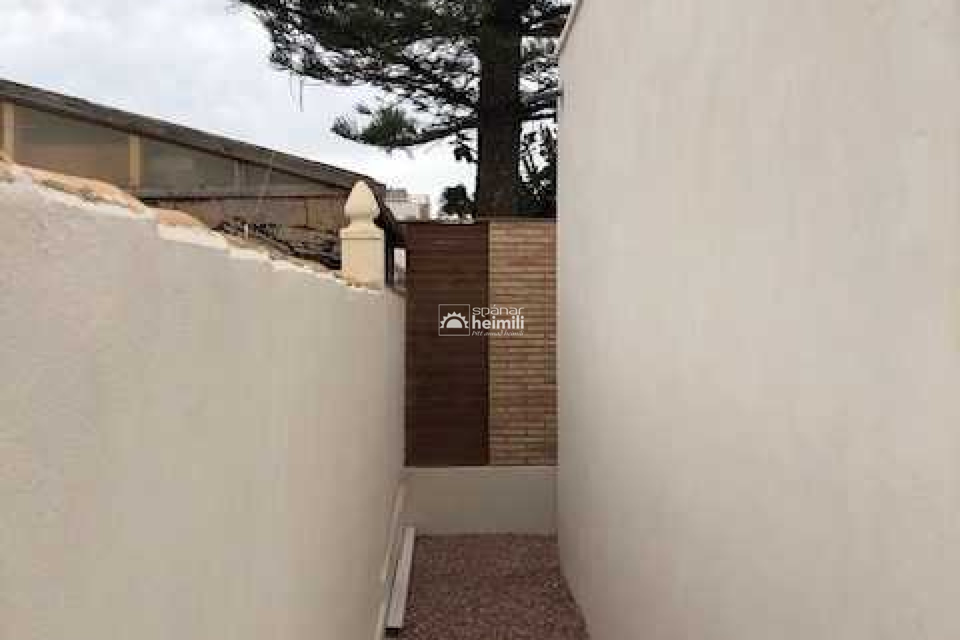 Revente - Villa -
Punta Prima