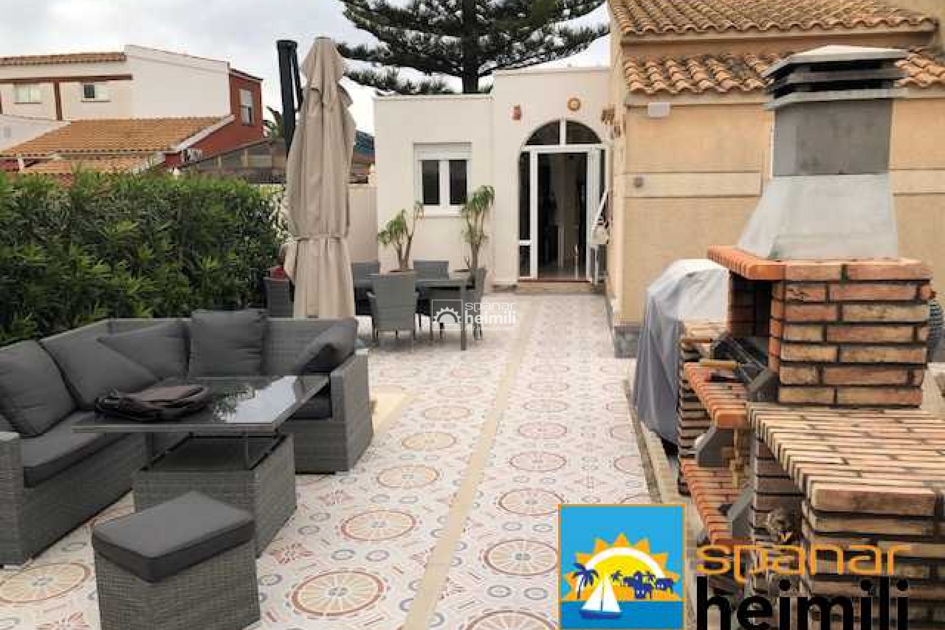 Revente - Villa -
Punta Prima