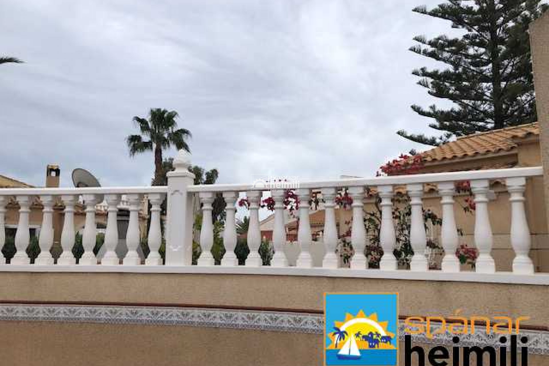 Revente - Villa -
Punta Prima