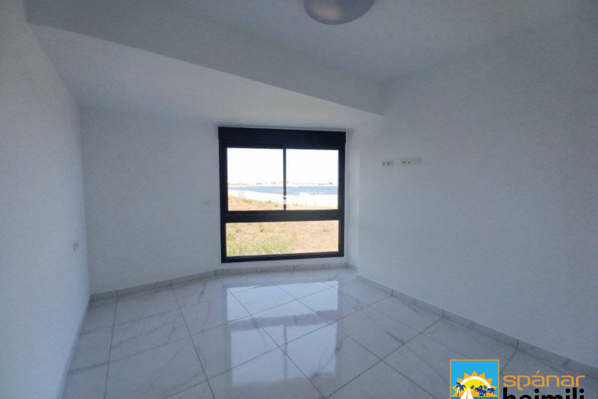 Revente - Villa -
Torrevieja