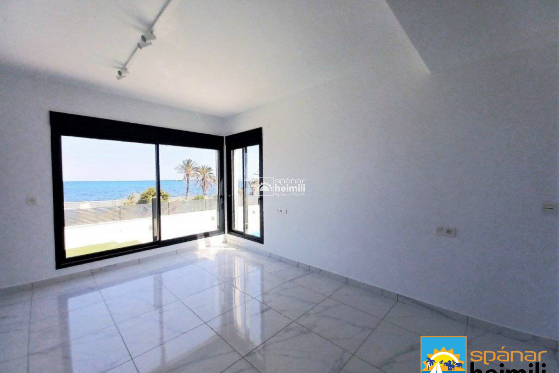 Revente - Villa -
Torrevieja