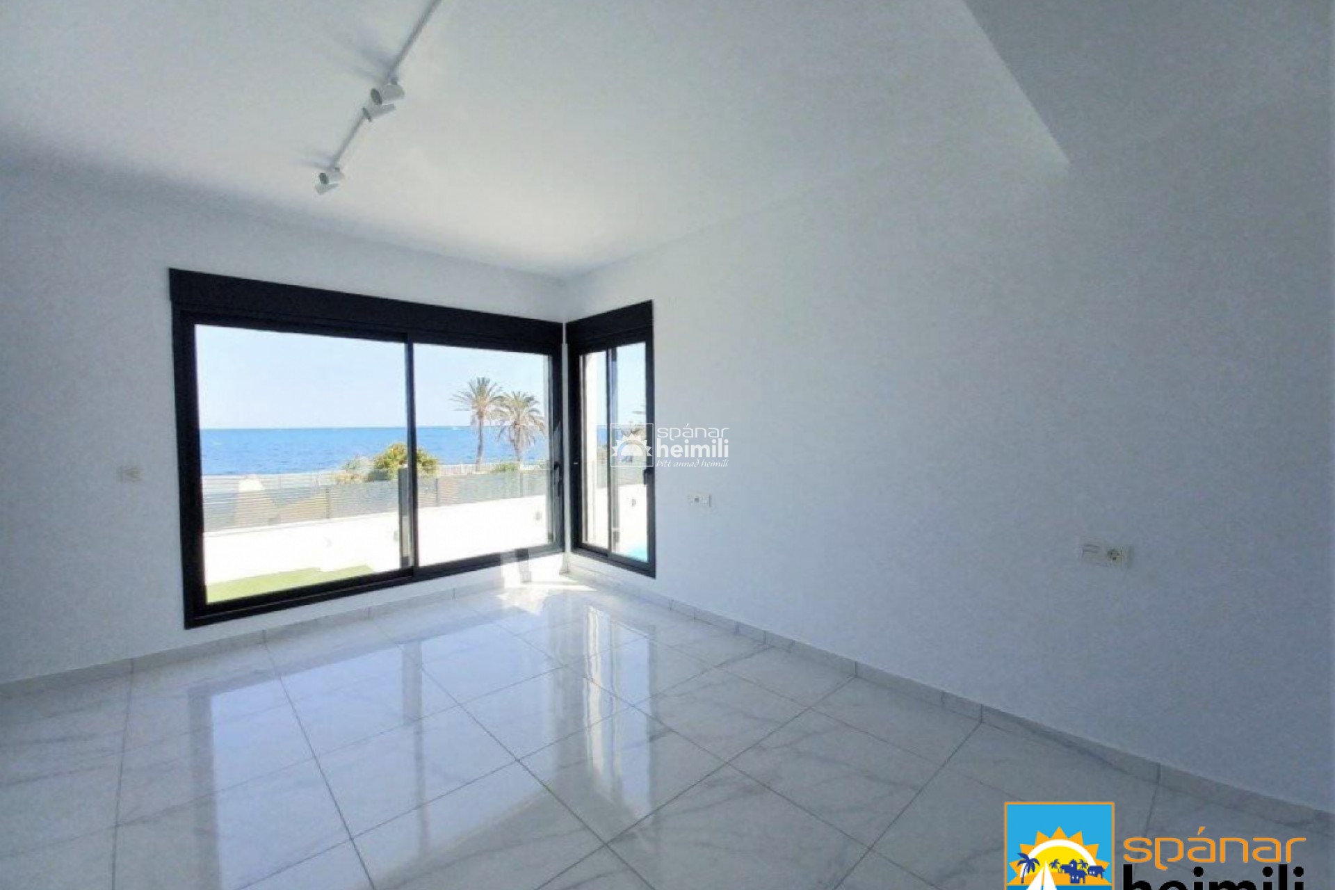 Revente - Villa -
Torrevieja