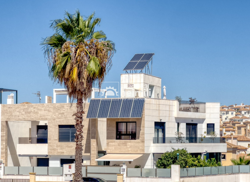 Revente - Villa -
Villamartin