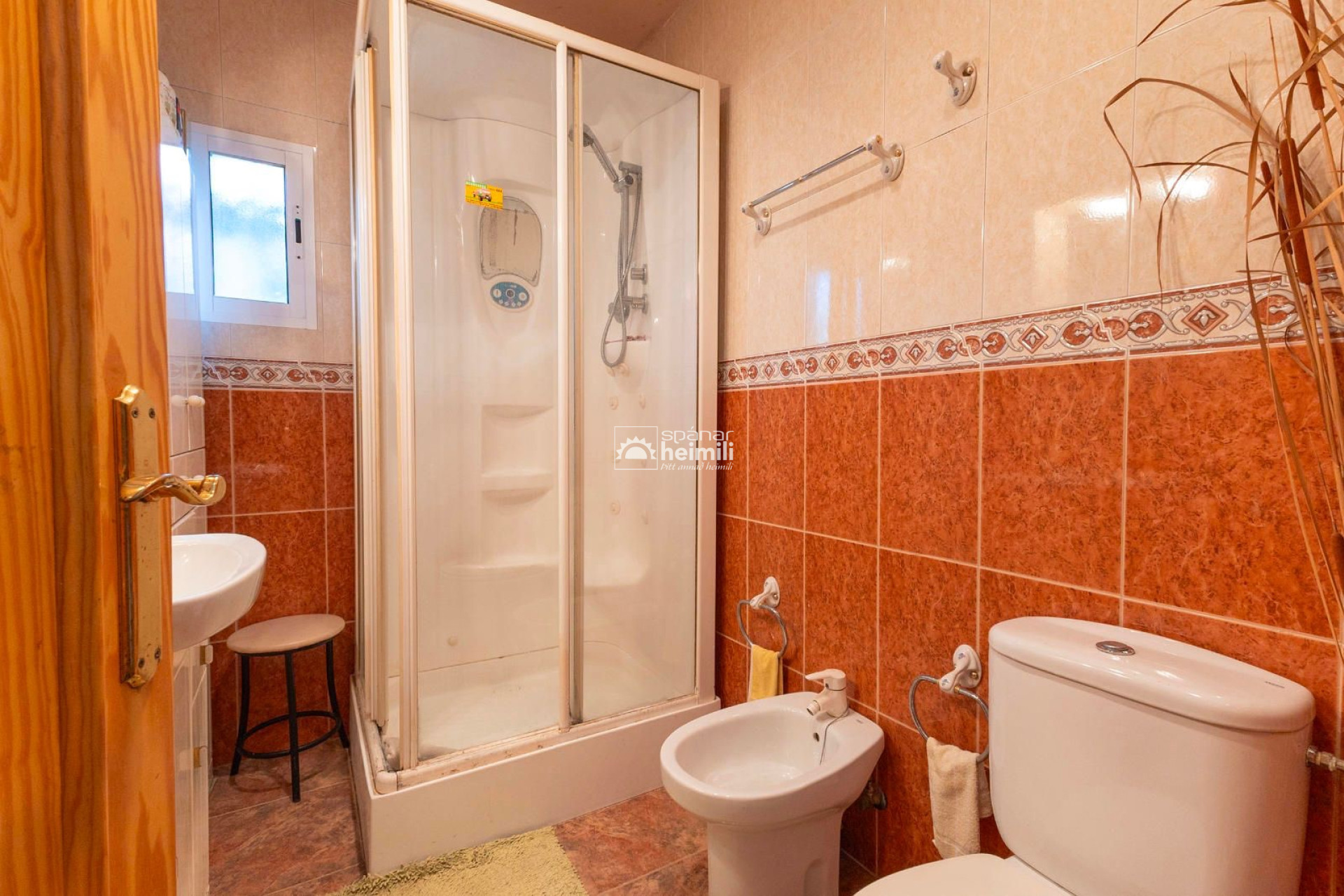 Videresalg -  -
Cabo Roig