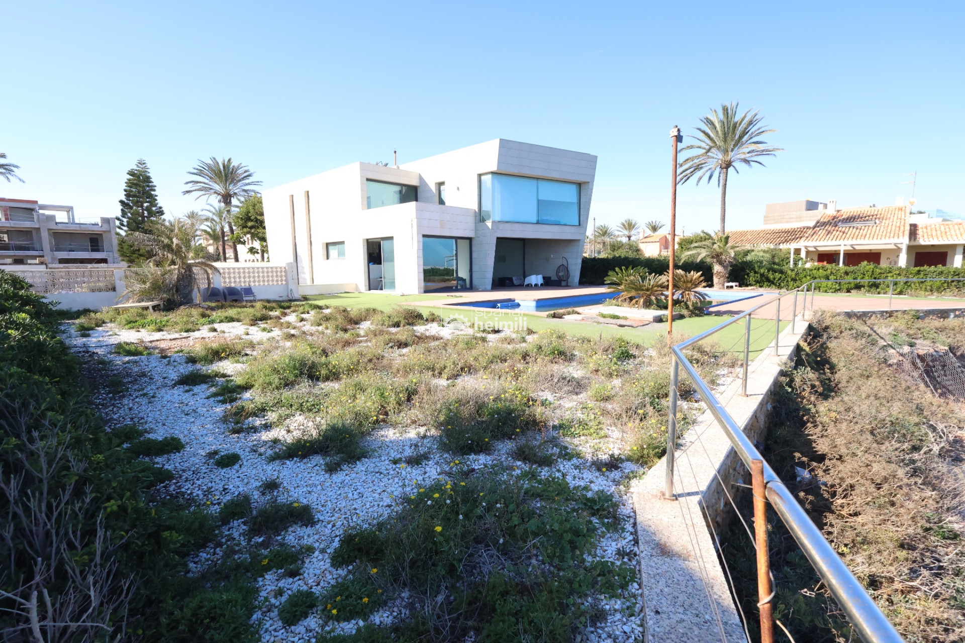 Videresalg -  -
Cabo Roig