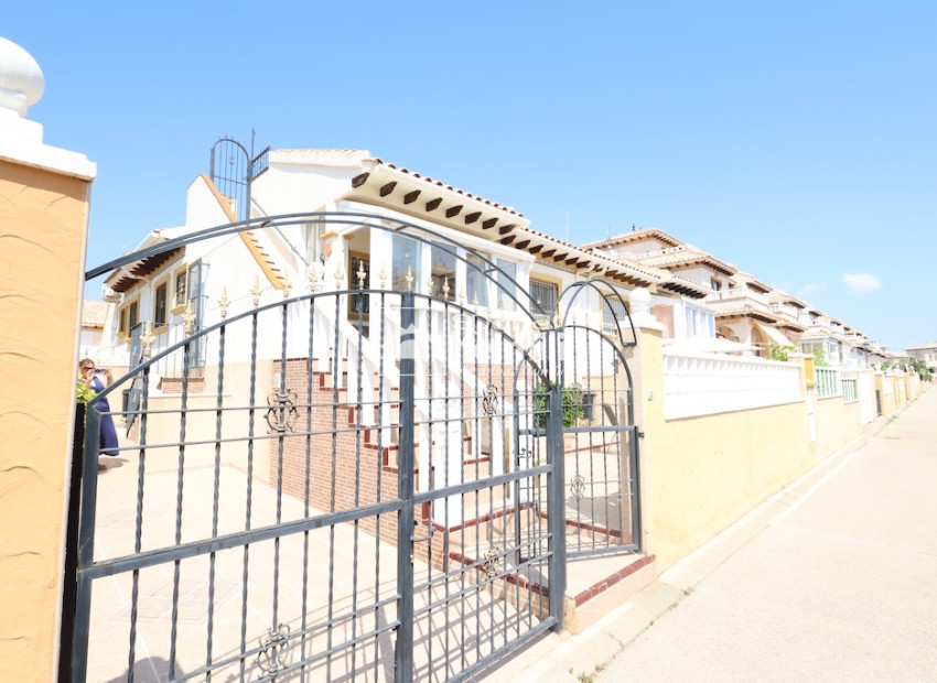 Videresalg - Lejlighed -
Cabo Roig