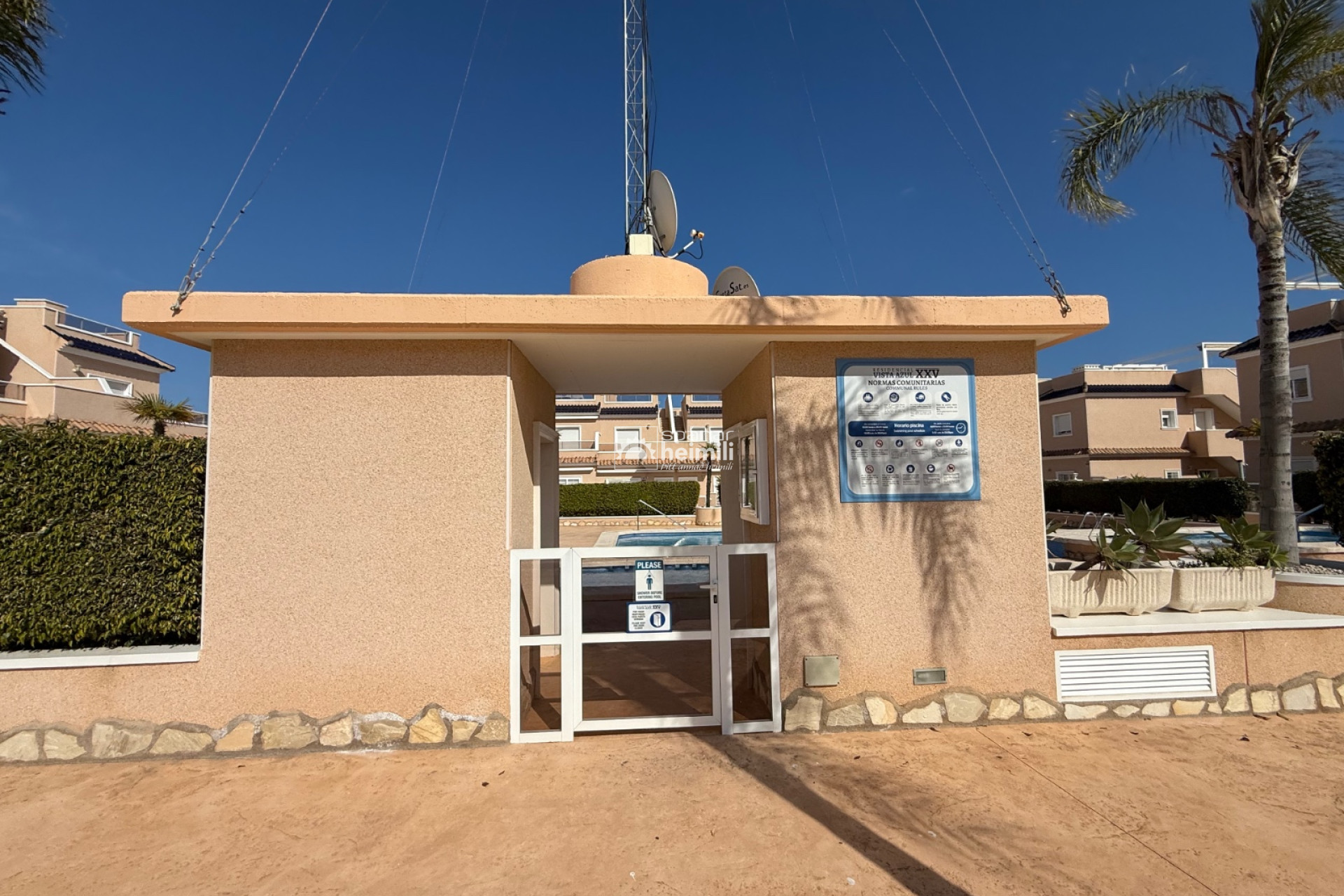 Videresalg - Lejlighed -
Cabo Roig