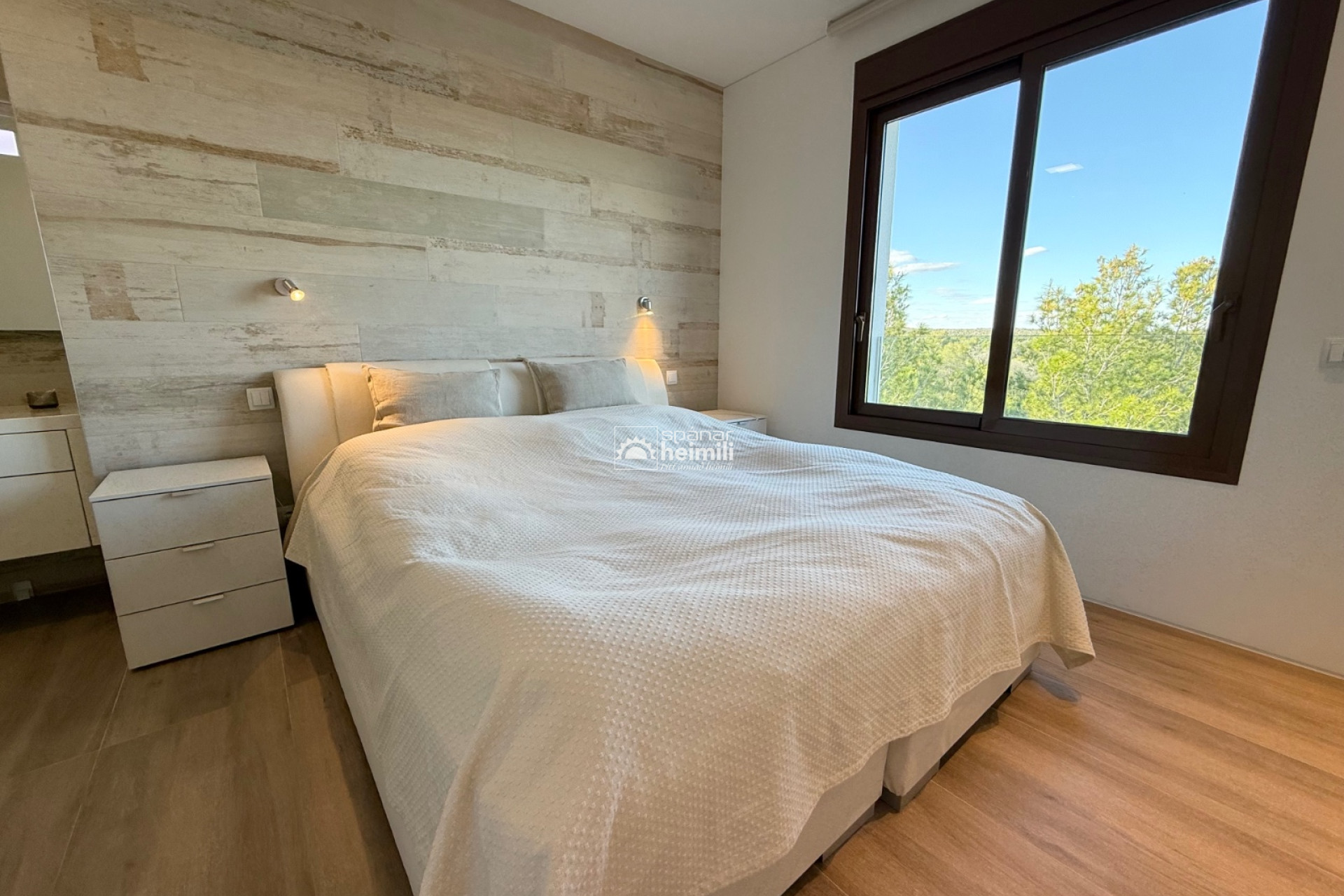 Videresalg - Lejlighed -
Las Colinas