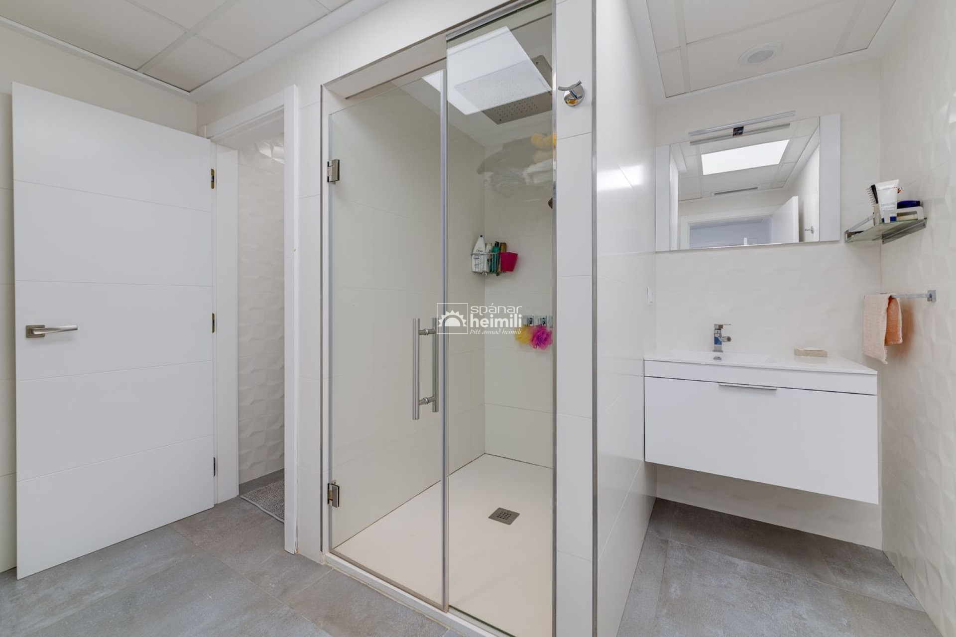 Videresalg -  -
Los Altos/Los Balcones