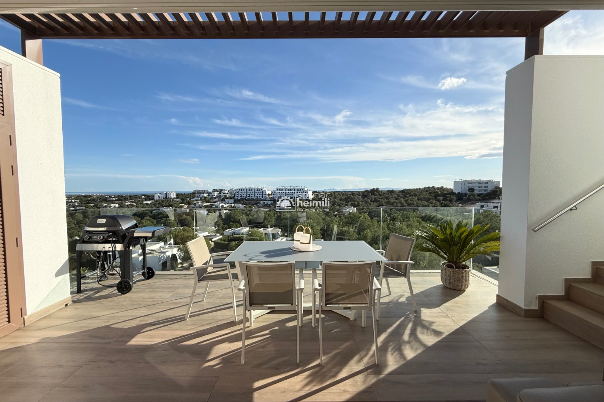 Videresalg - Penthouse -
Las Colinas