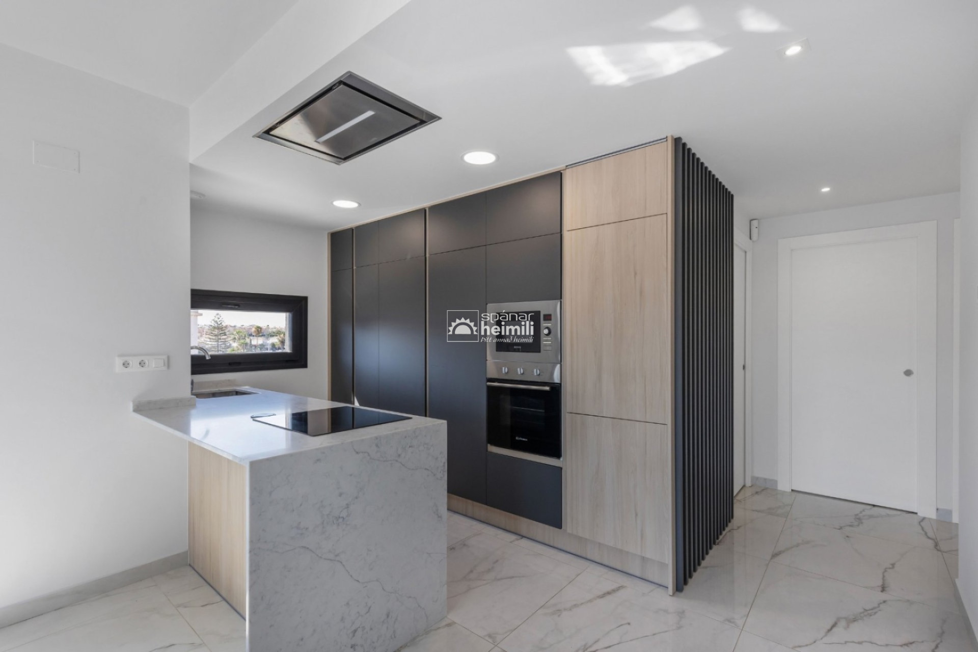 Videresalg - Penthouse -
Playa flamenca