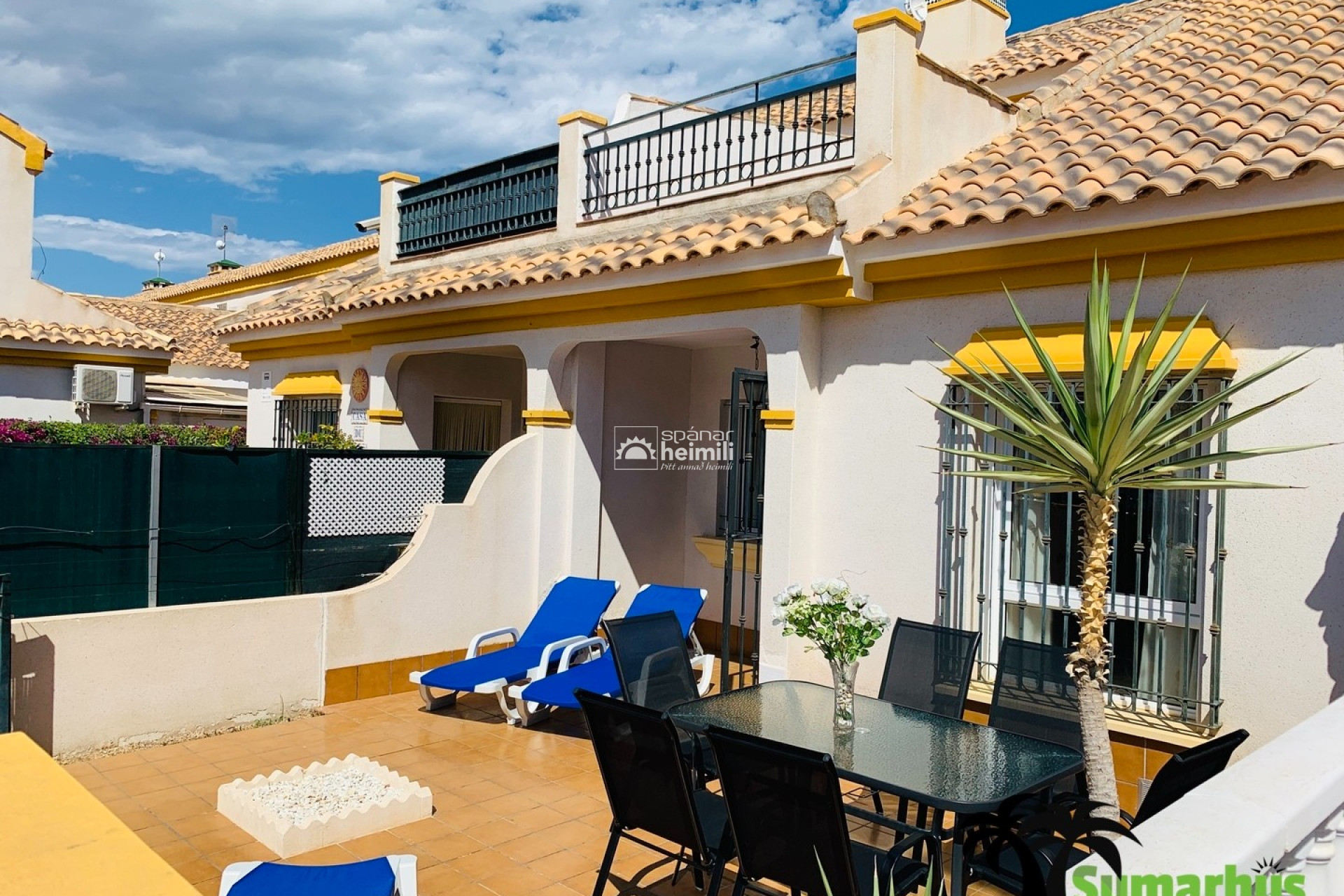 Videresalg - Rækkehus -
Cabo Roig