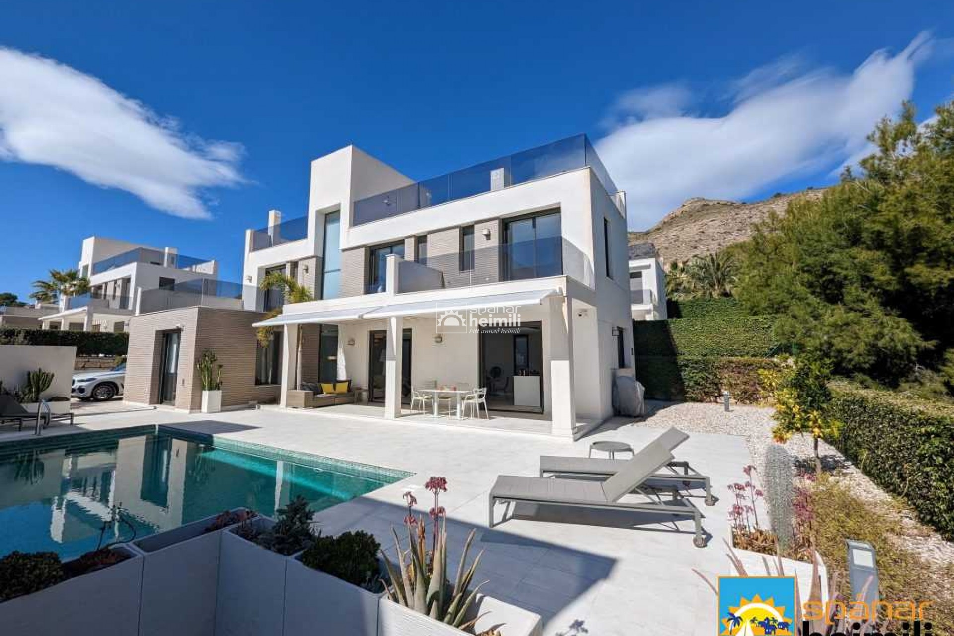 Videresalg - Villa -
Benidorm