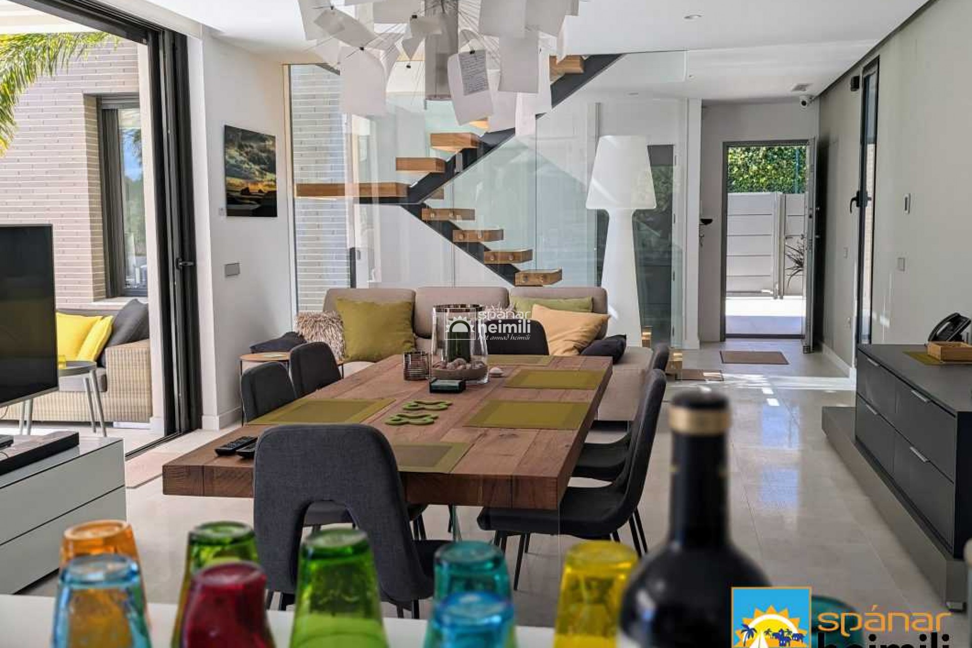 Videresalg - Villa -
Benidorm