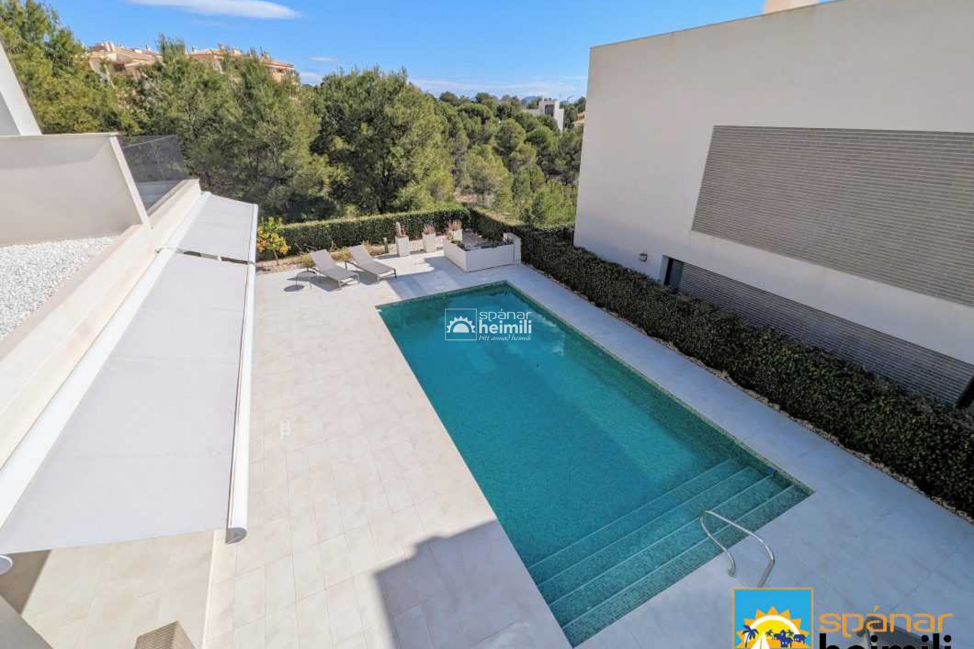 Videresalg - Villa -
Benidorm