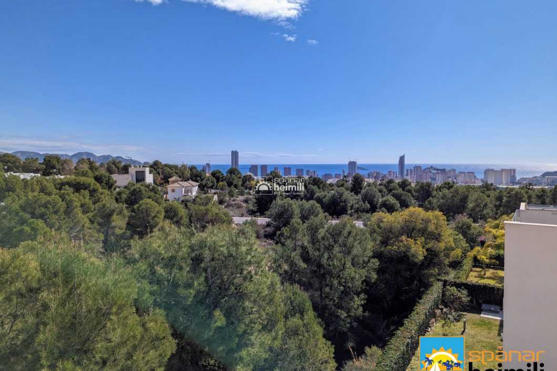 Videresalg - Villa -
Benidorm