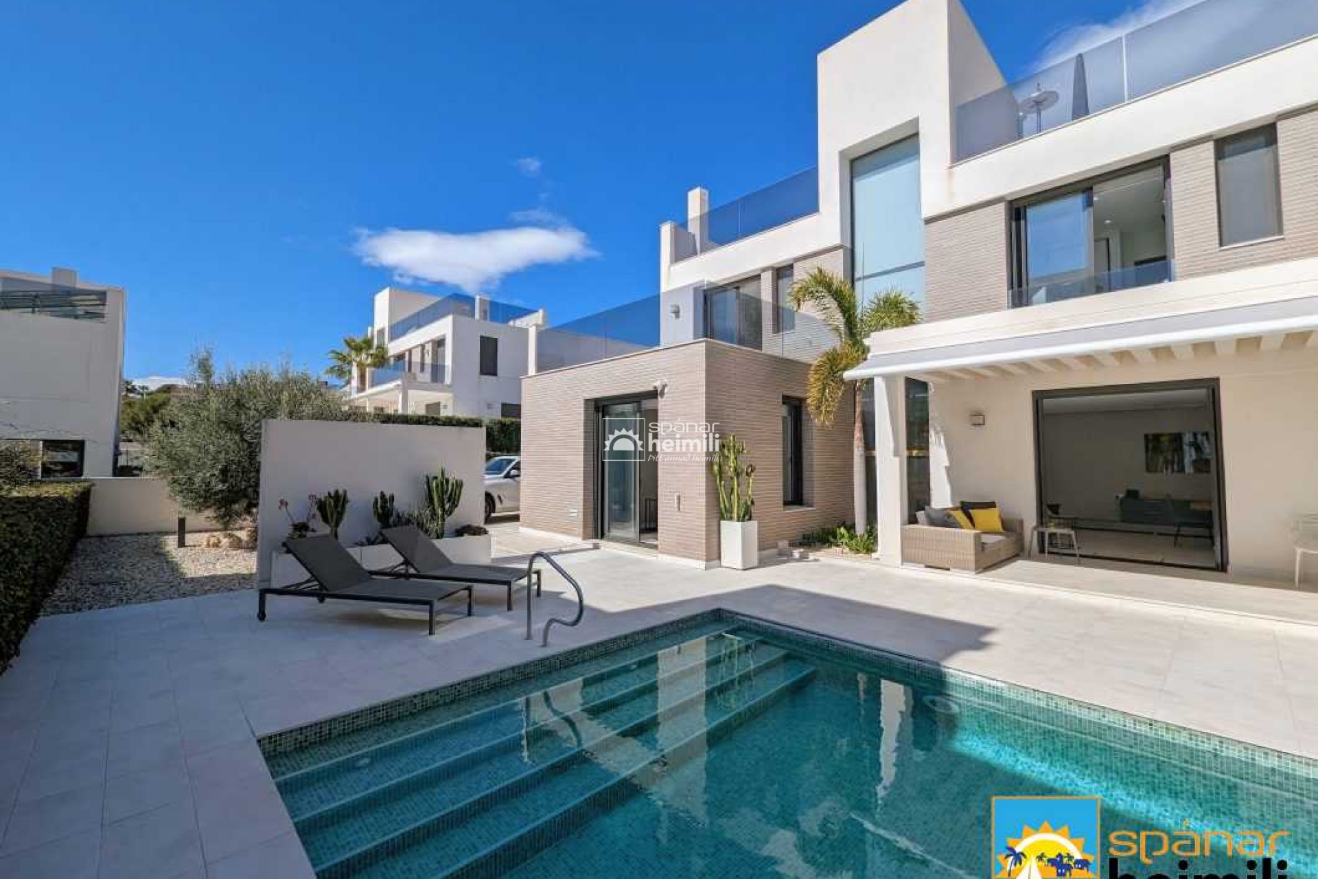 Videresalg - Villa -
Benidorm