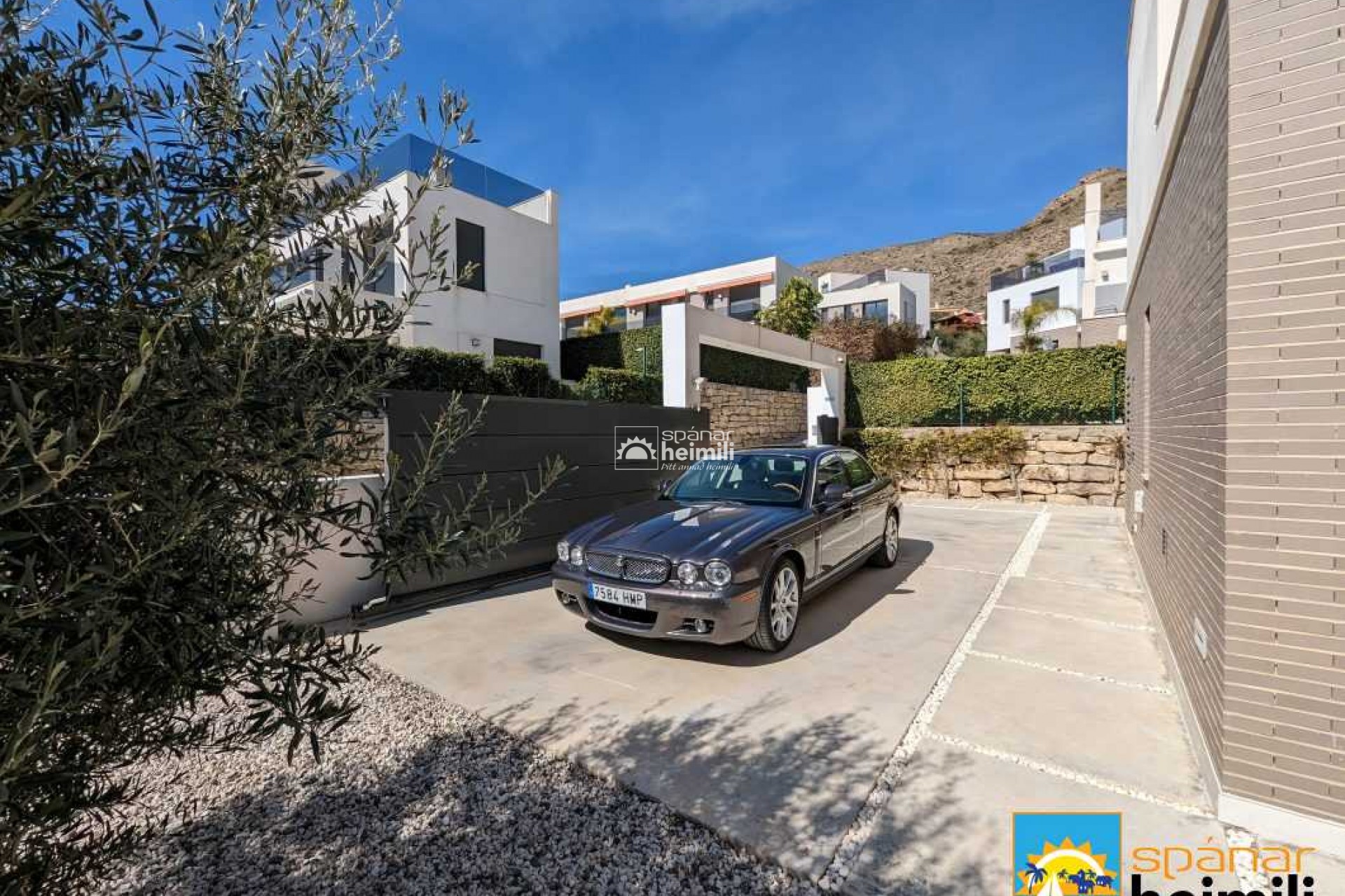 Videresalg - Villa -
Benidorm