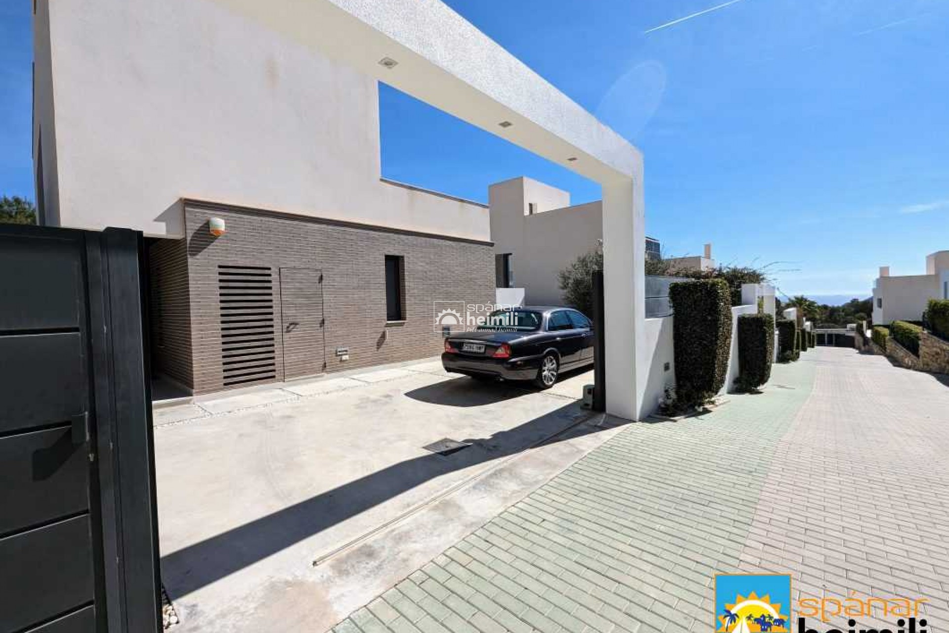 Videresalg - Villa -
Benidorm