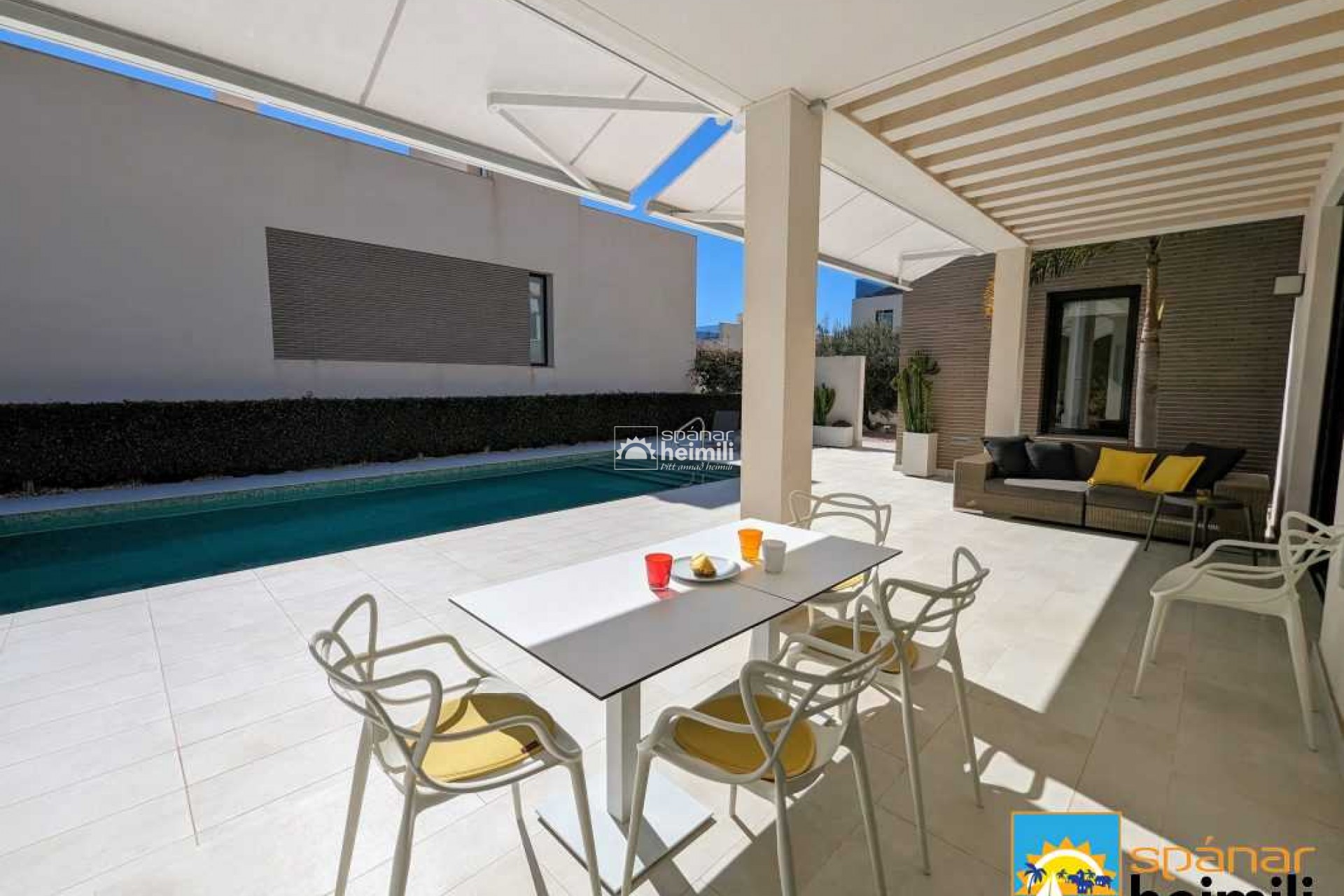 Videresalg - Villa -
Benidorm