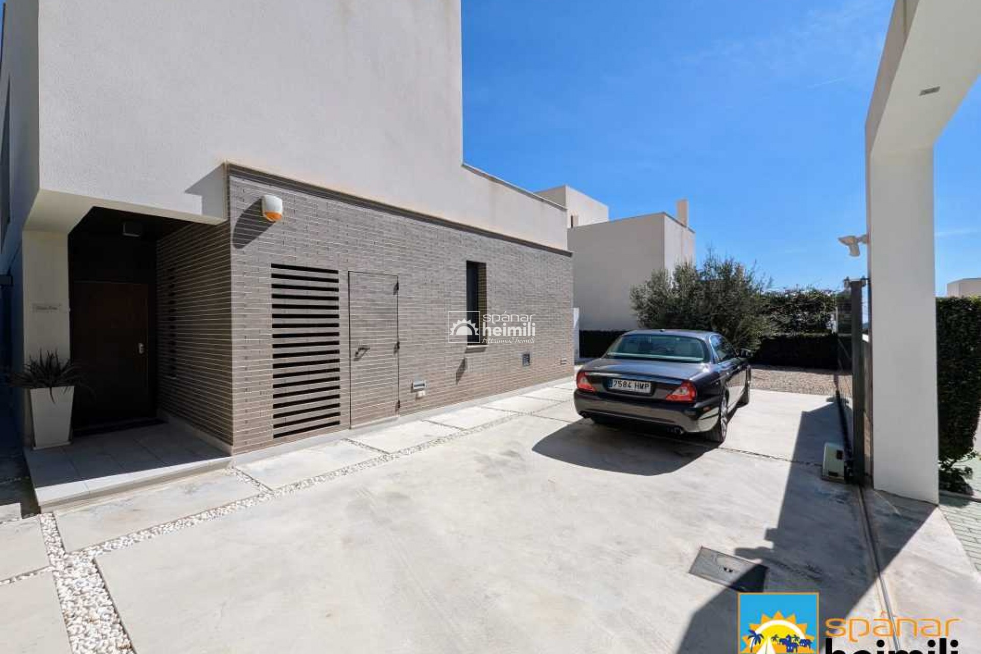 Videresalg - Villa -
Benidorm