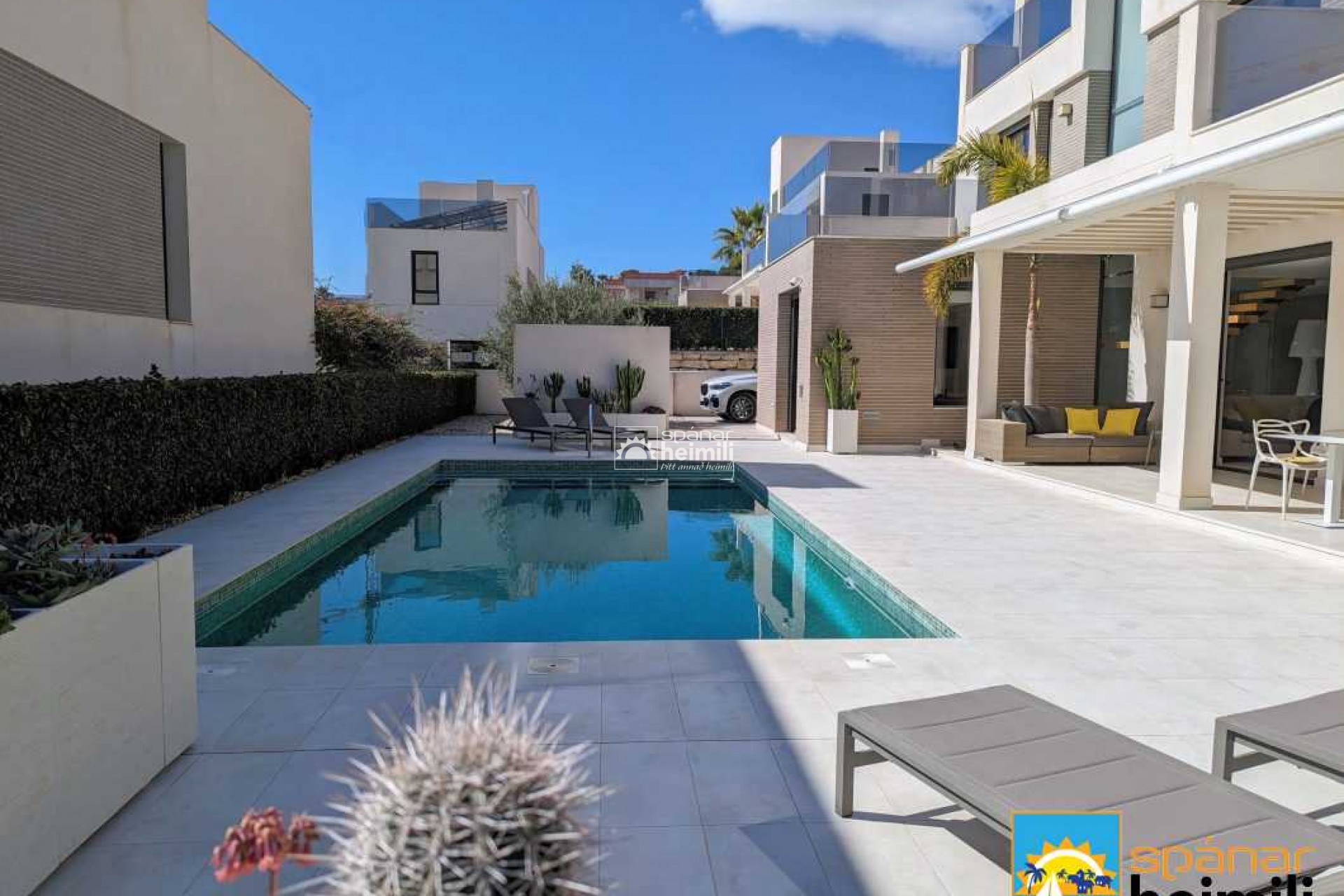 Videresalg - Villa -
Benidorm