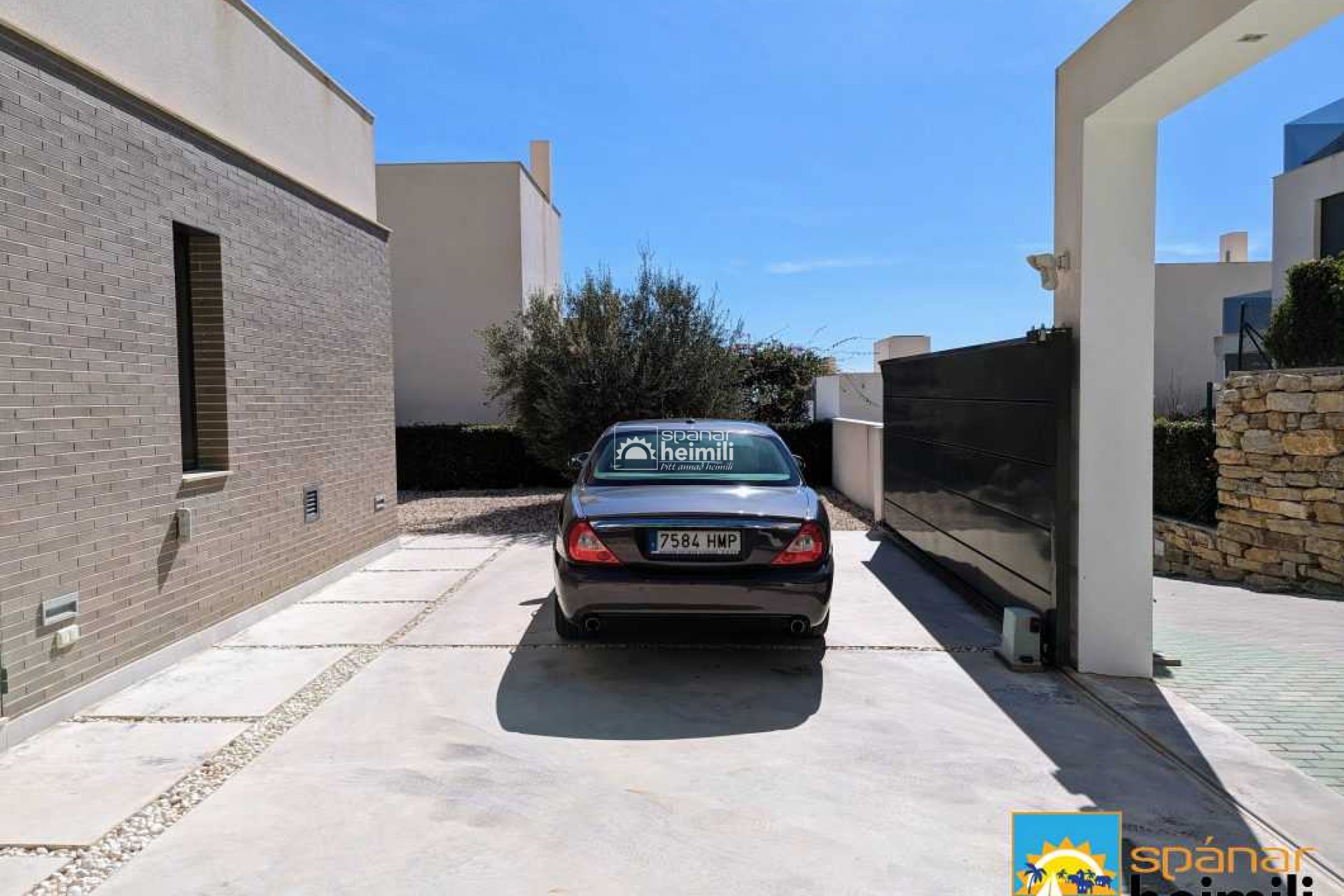 Videresalg - Villa -
Benidorm