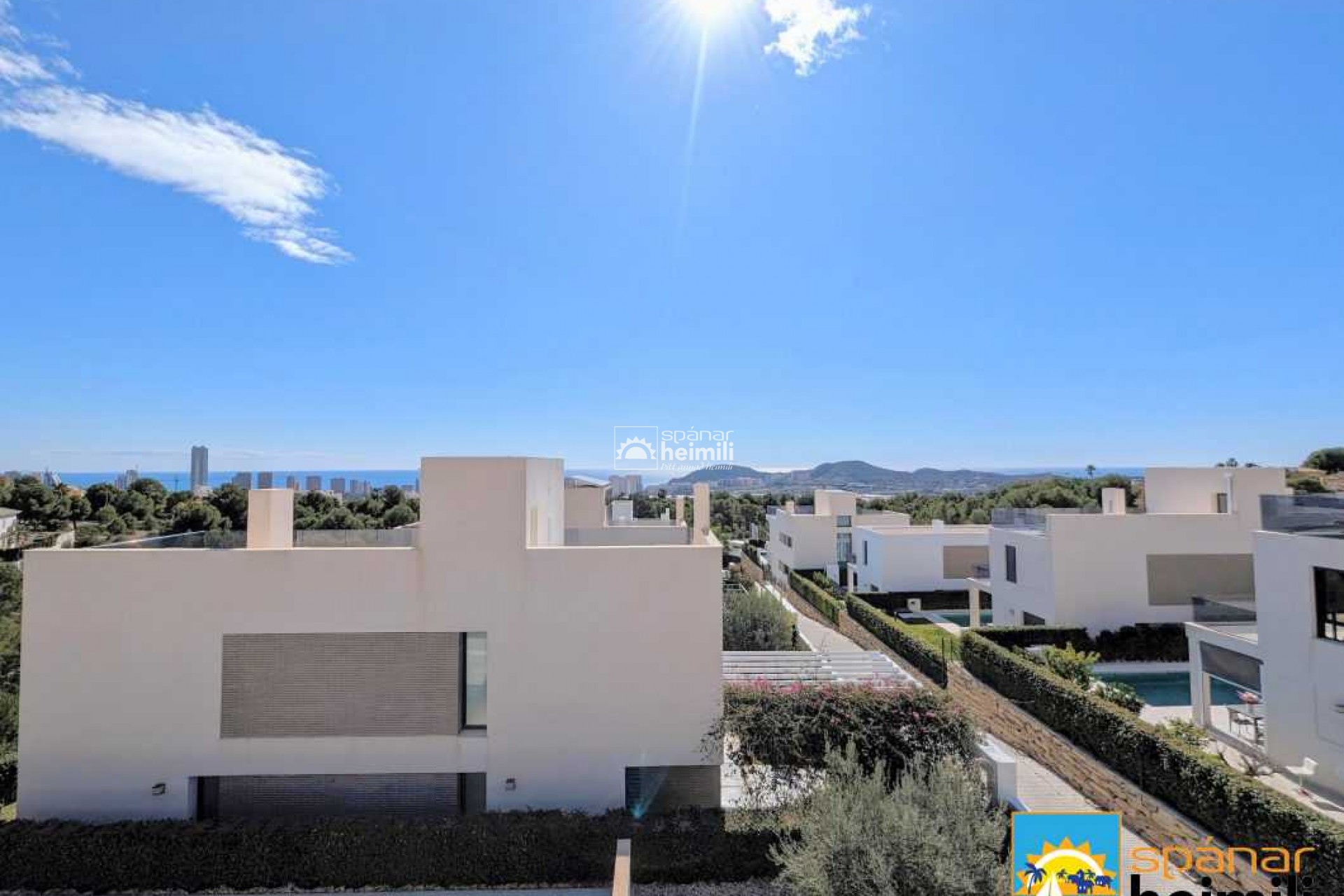 Videresalg - Villa -
Benidorm