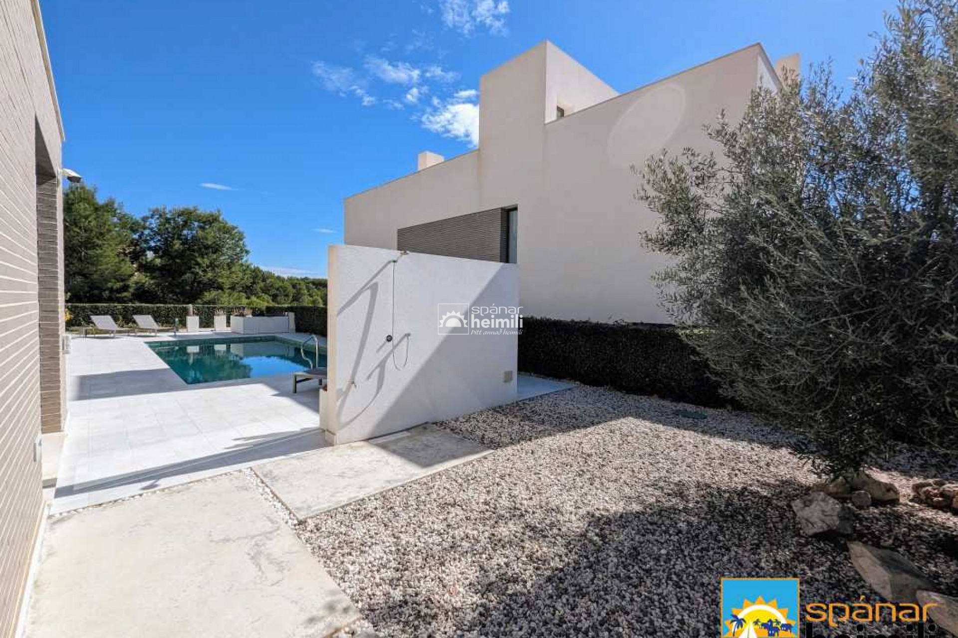 Videresalg - Villa -
Benidorm