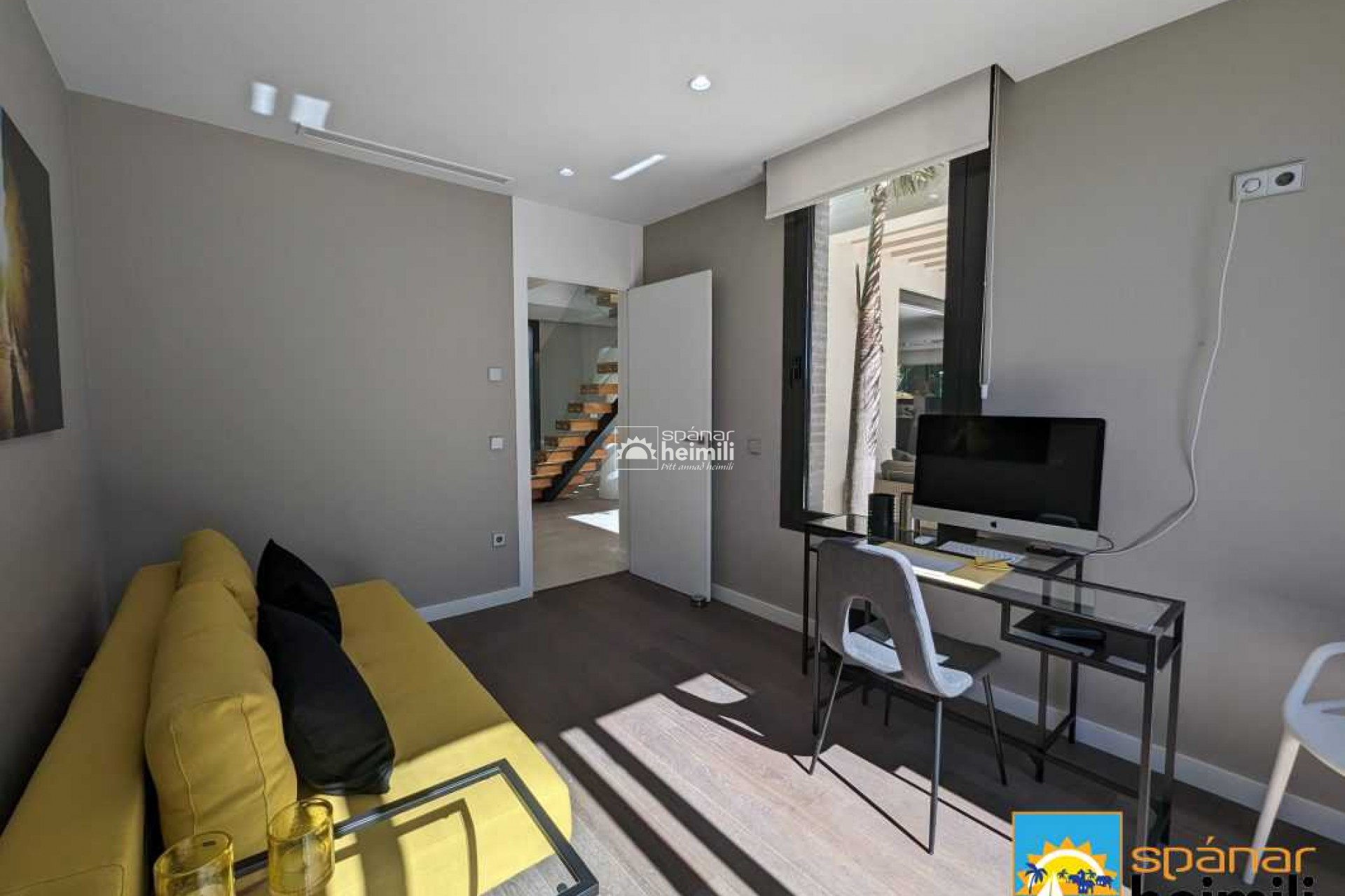 Videresalg - Villa -
Benidorm